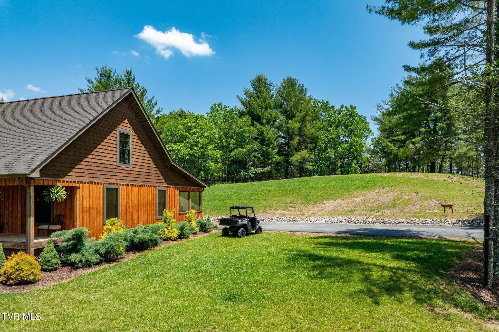 Mountain City, TN 37683,418 Johnson Hollow RD