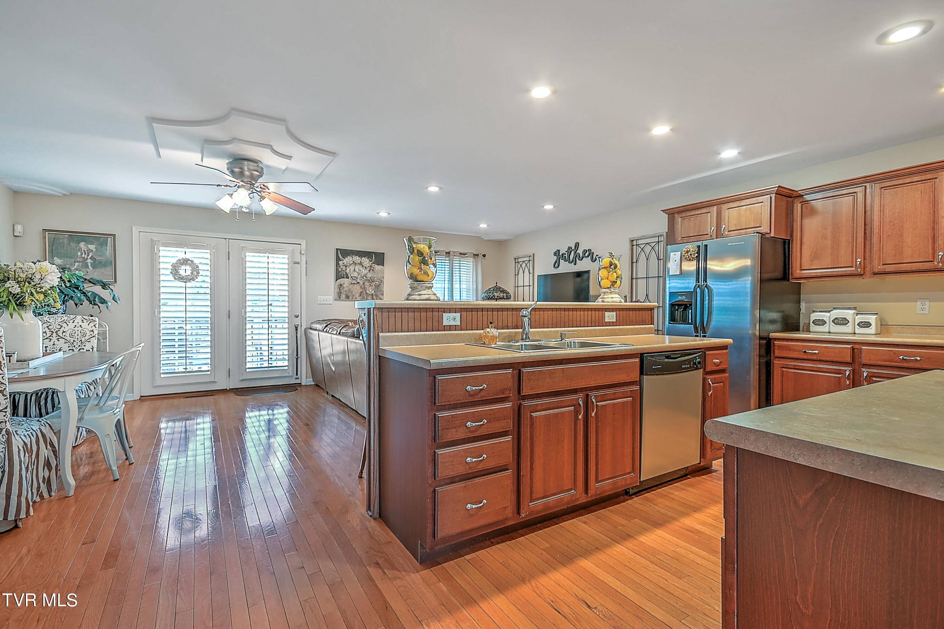 Bristol, TN 37620,1824 King College RD #B1