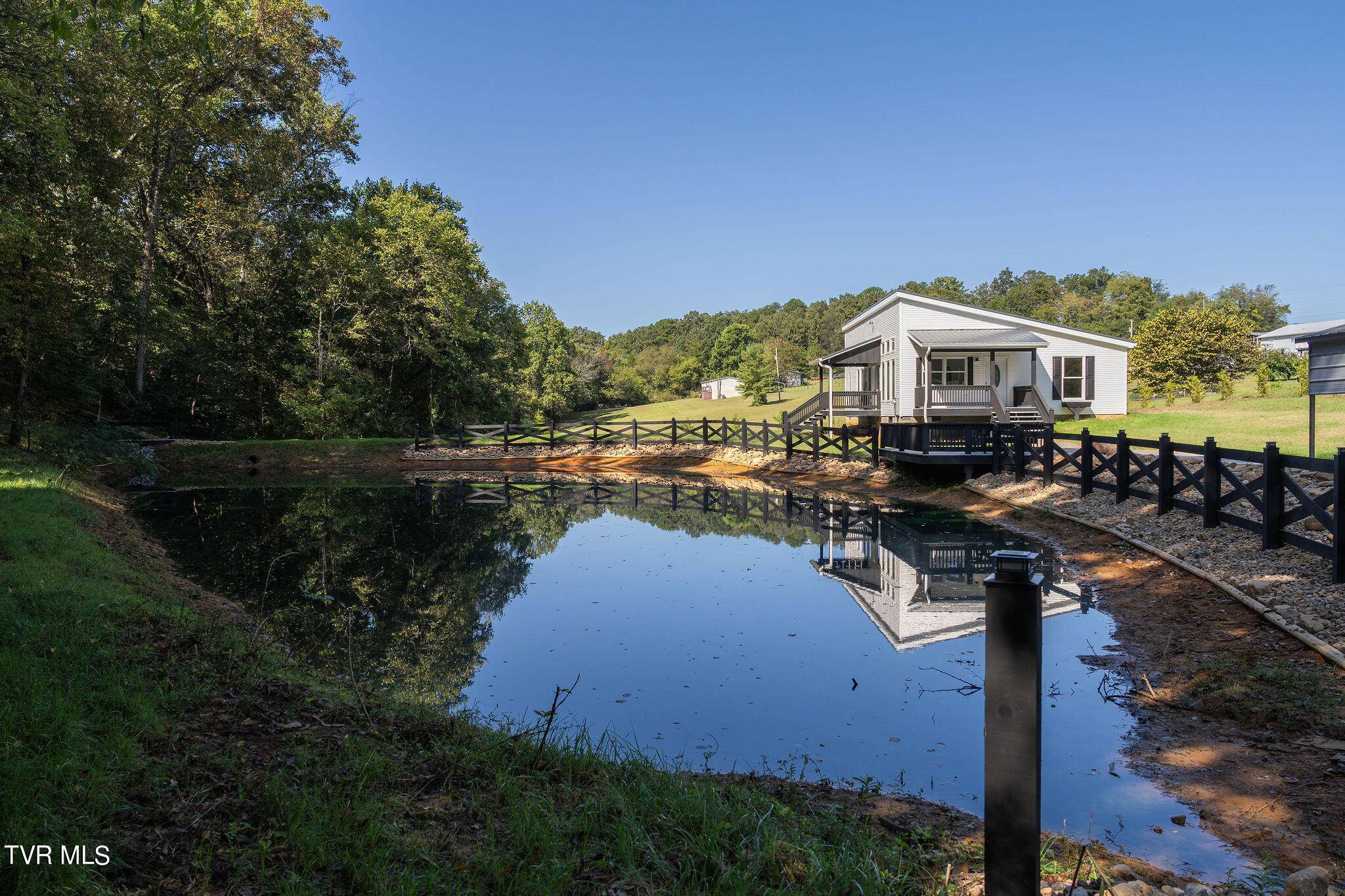 Greeneville, TN 37743,465 Kinser Park LN