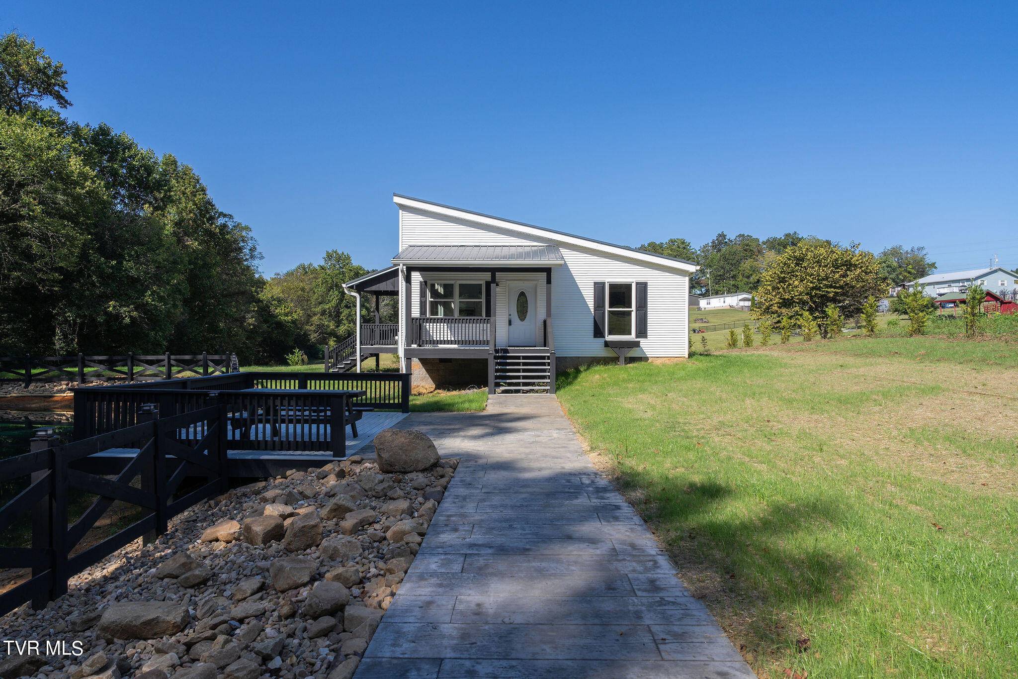 Greeneville, TN 37743,465 Kinser Park LN
