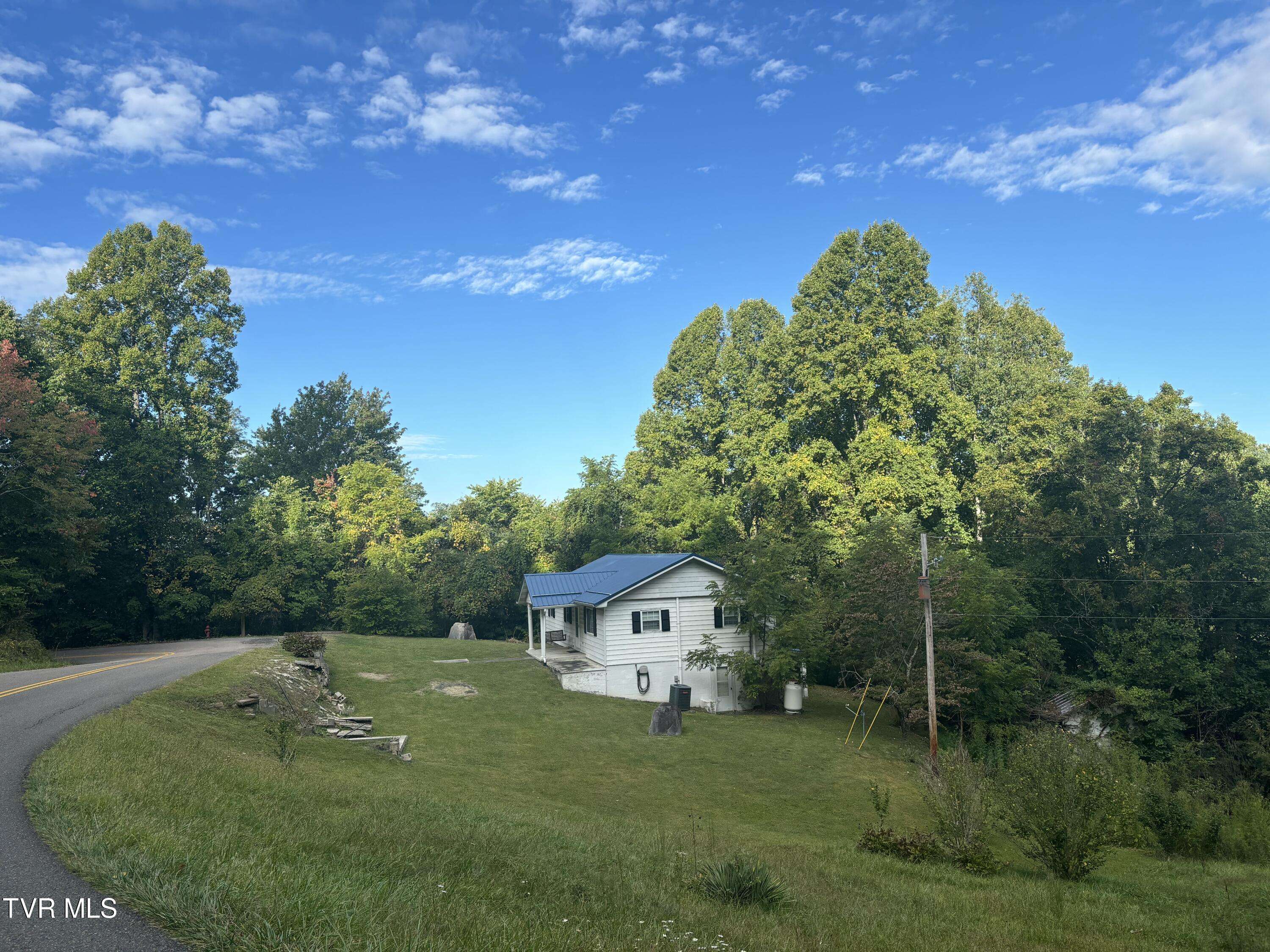 Coeburn, VA 24230,9976 Dc Caney Ridge RD