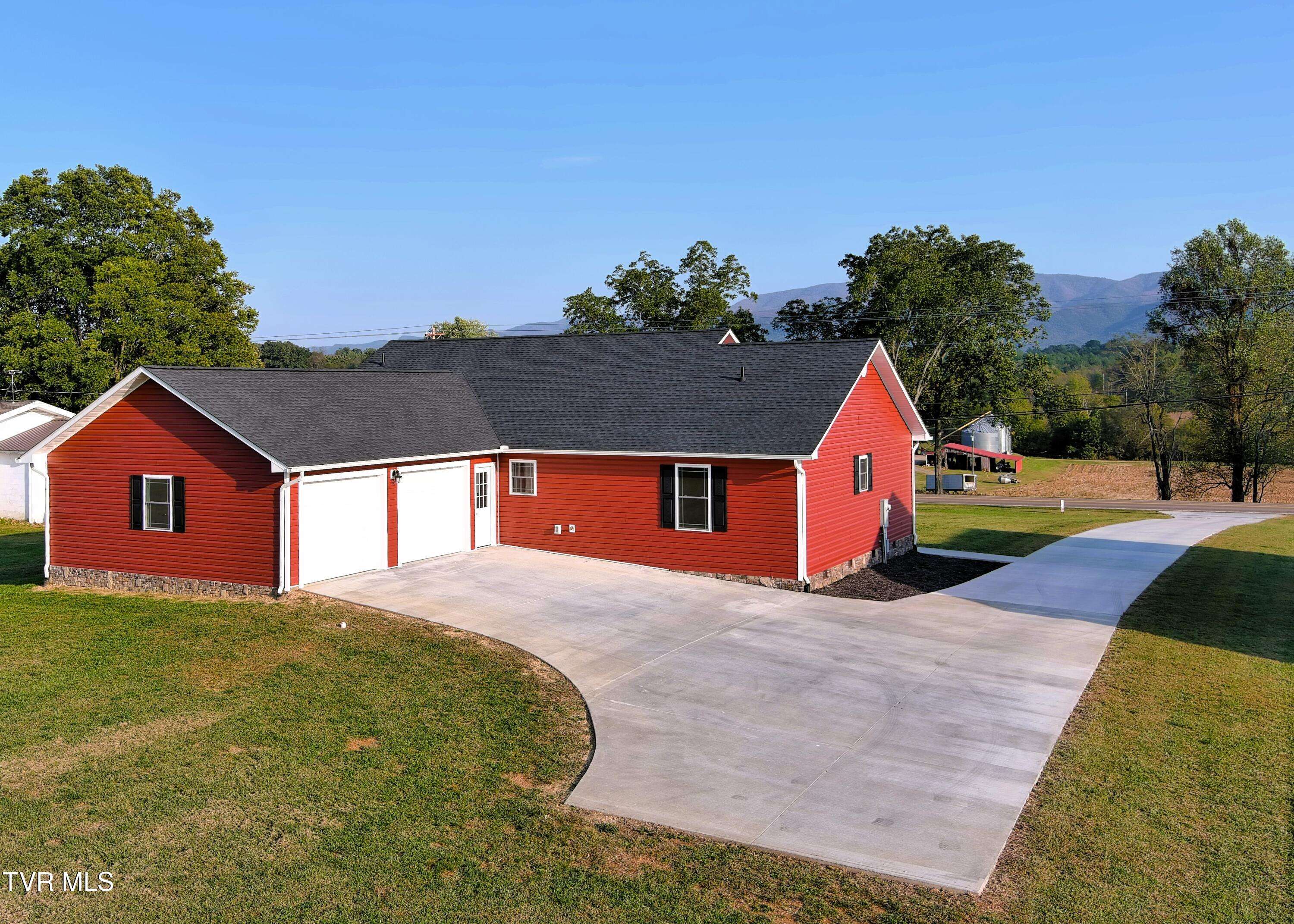 Greeneville, TN 37743,2250 107 Cutoff