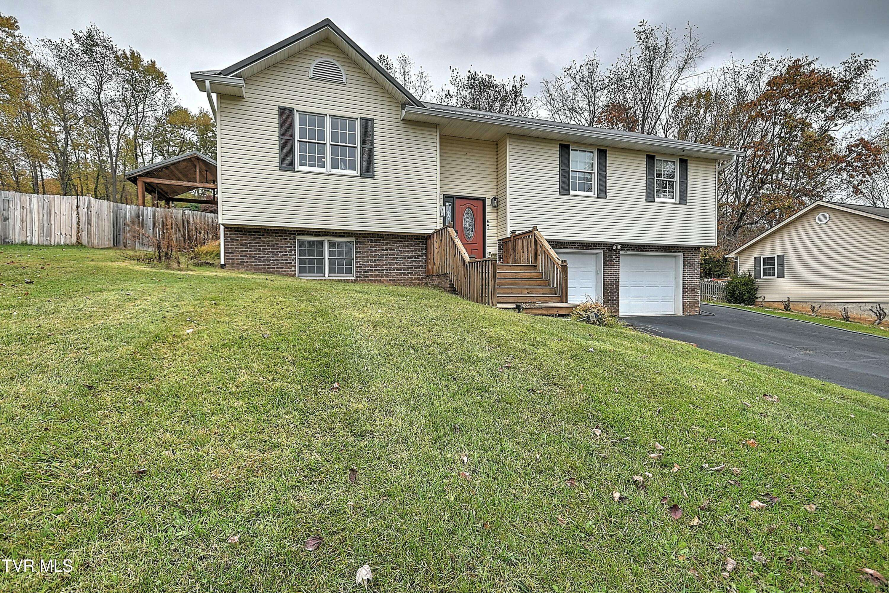 Bristol, TN 37620,1014 Vance DR