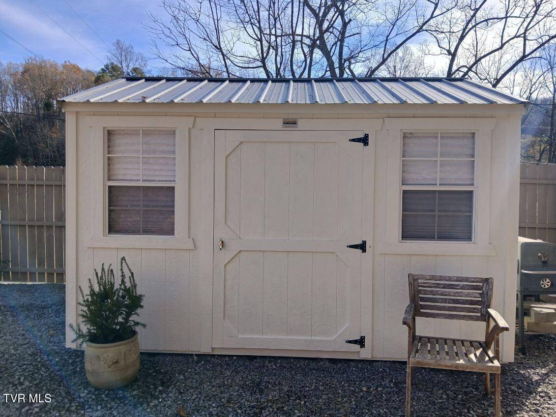 Unicoi, TN 37692,1021 Marbleton RD