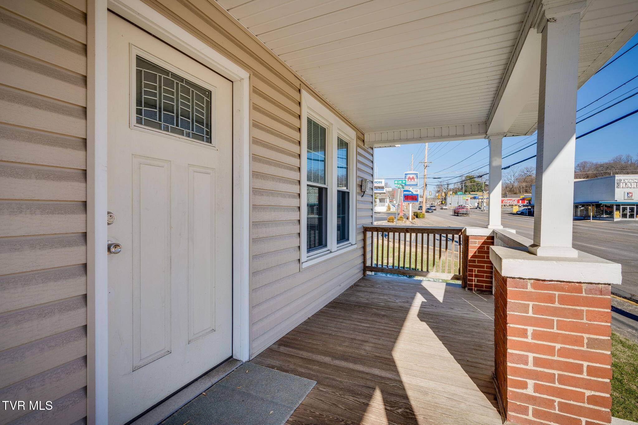 Kingsport, TN 37665,1092 Lynn Garden DR