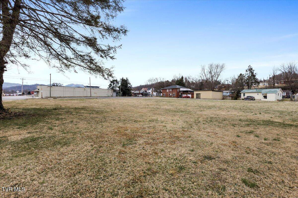 Elizabethton, TN 37643,Tbd Pine ST