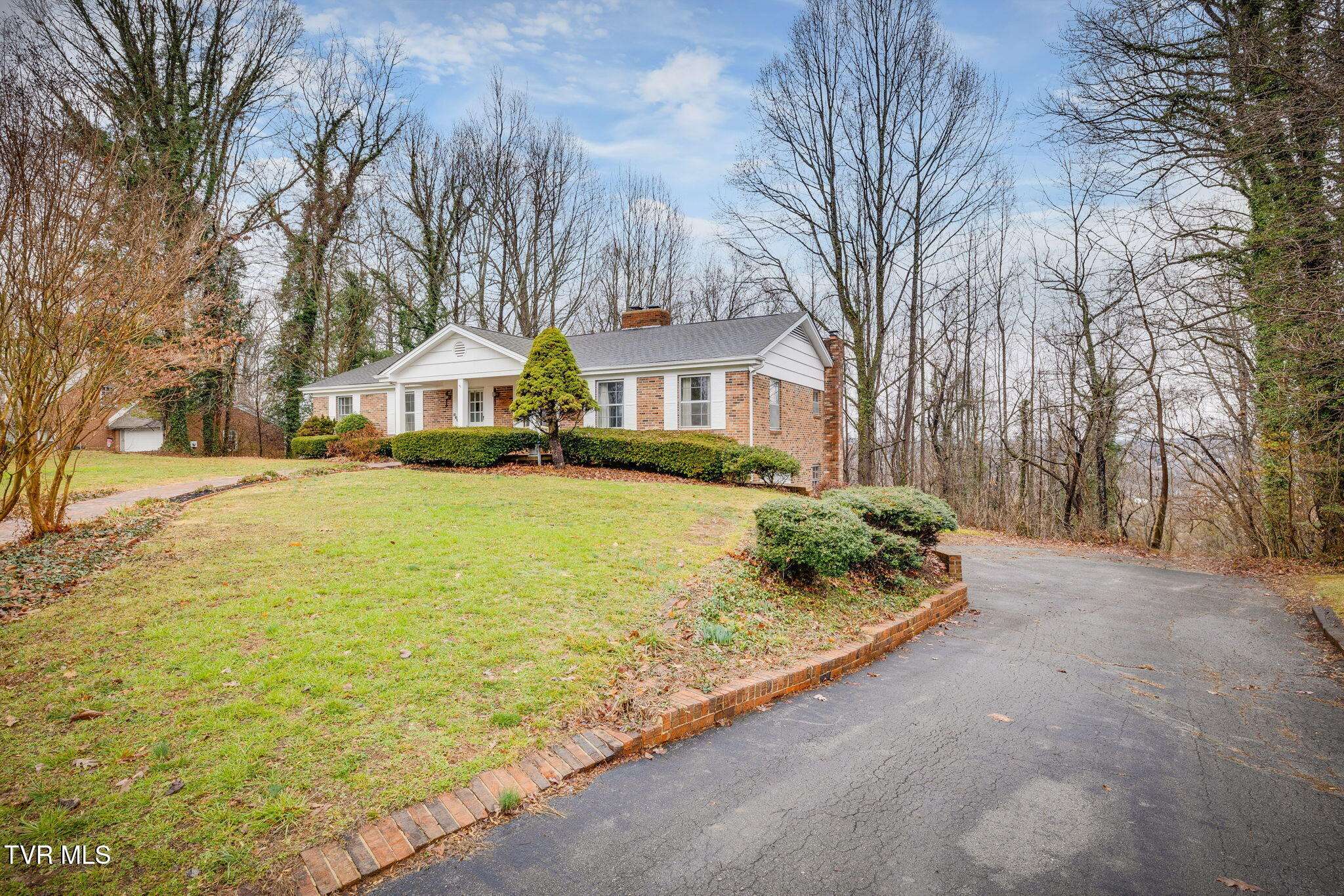 Greeneville, TN 37743,1806 Brentwood DR