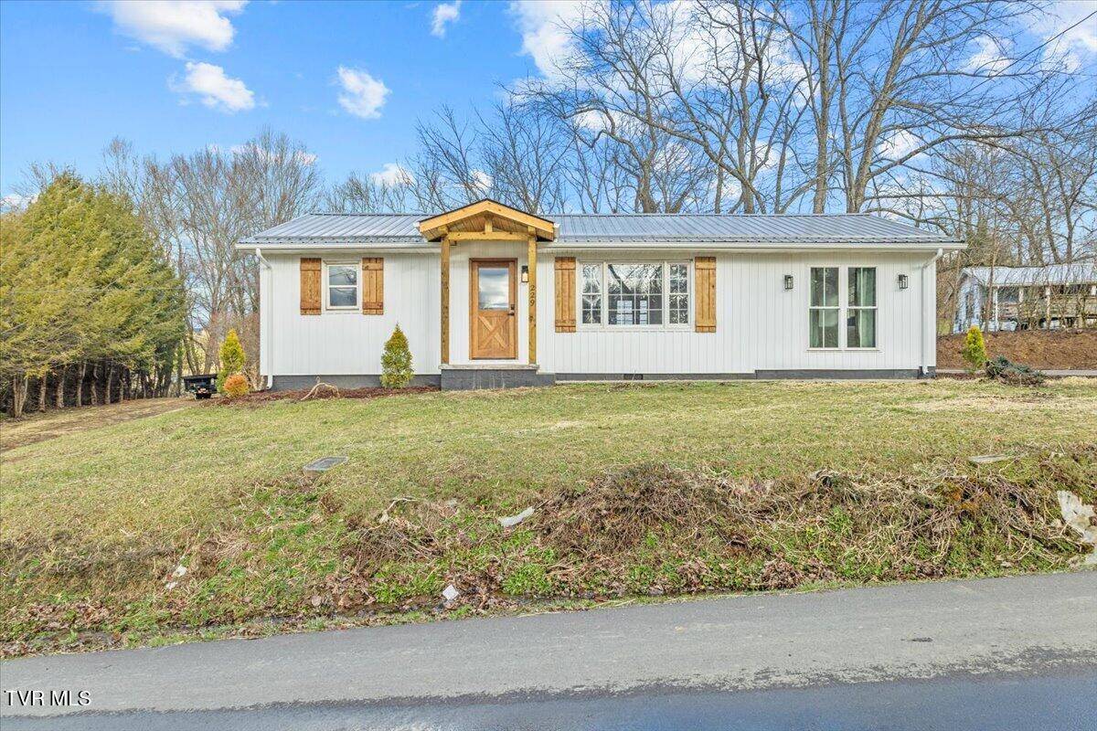 Mountain City, TN 37683,229 Hillside RD