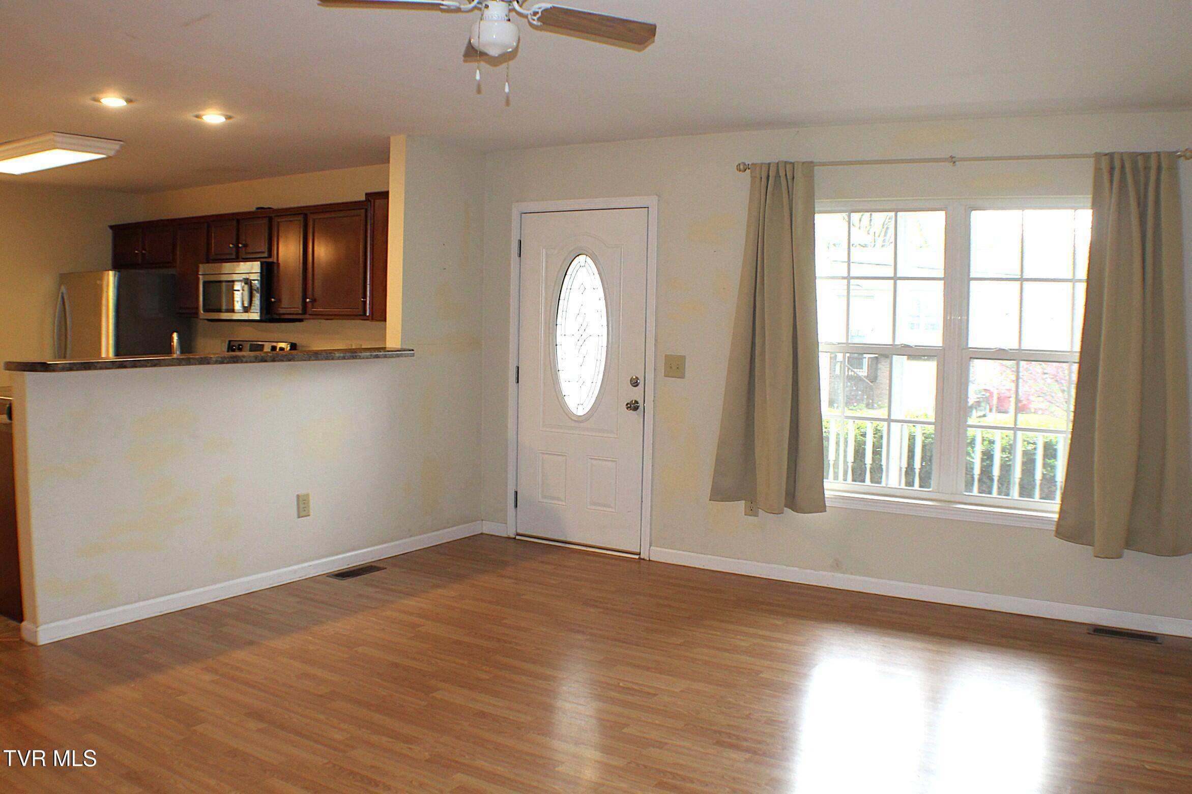 Johnson City, TN 37604,2903 Mayfield DR