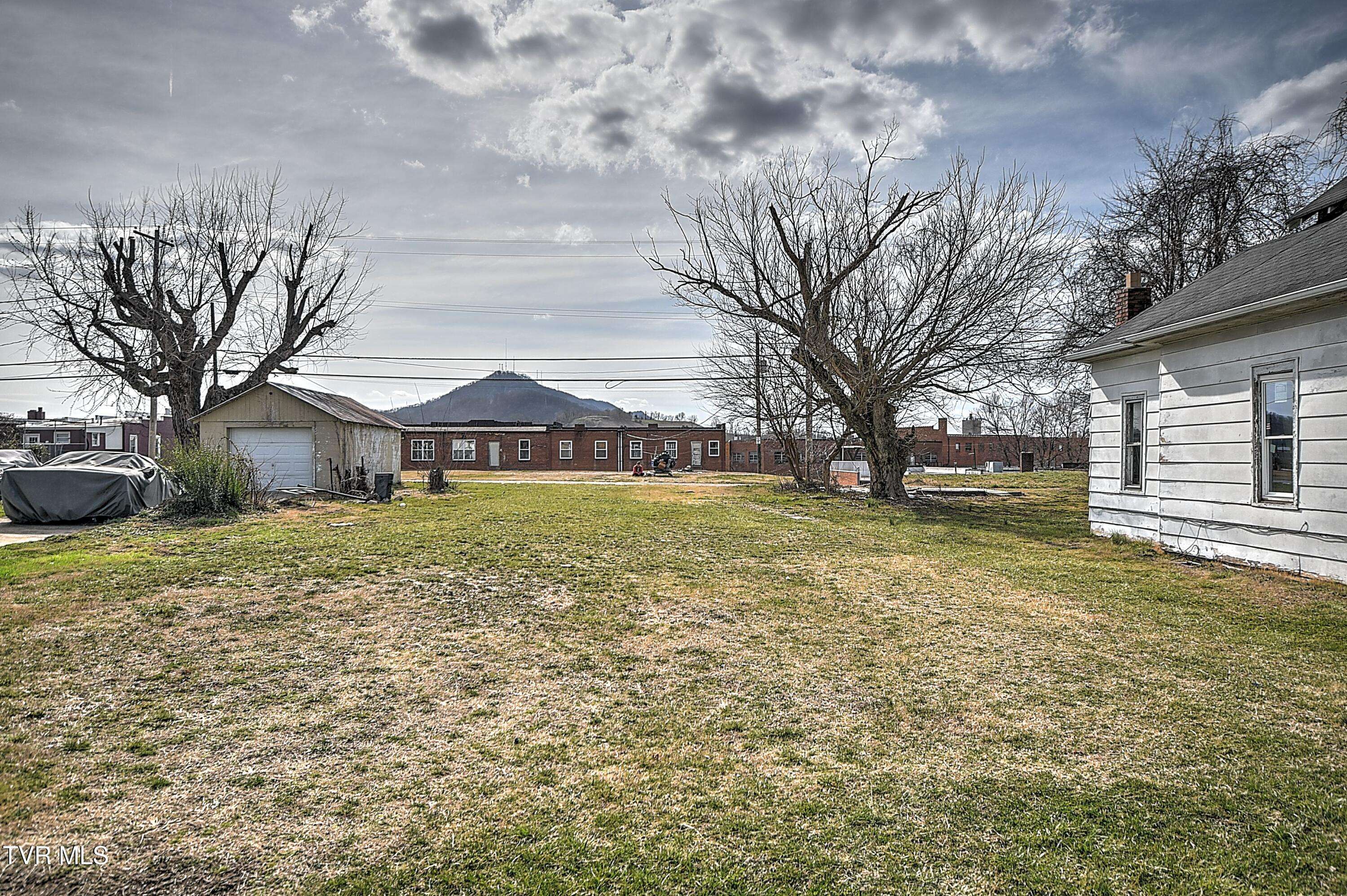 Kingsport, TN 37660,530 Dale ST