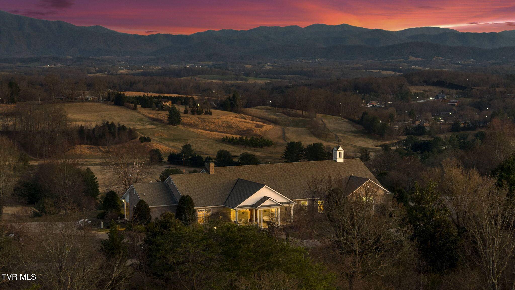 Greeneville, TN 37743,215 Lick Hollow RD