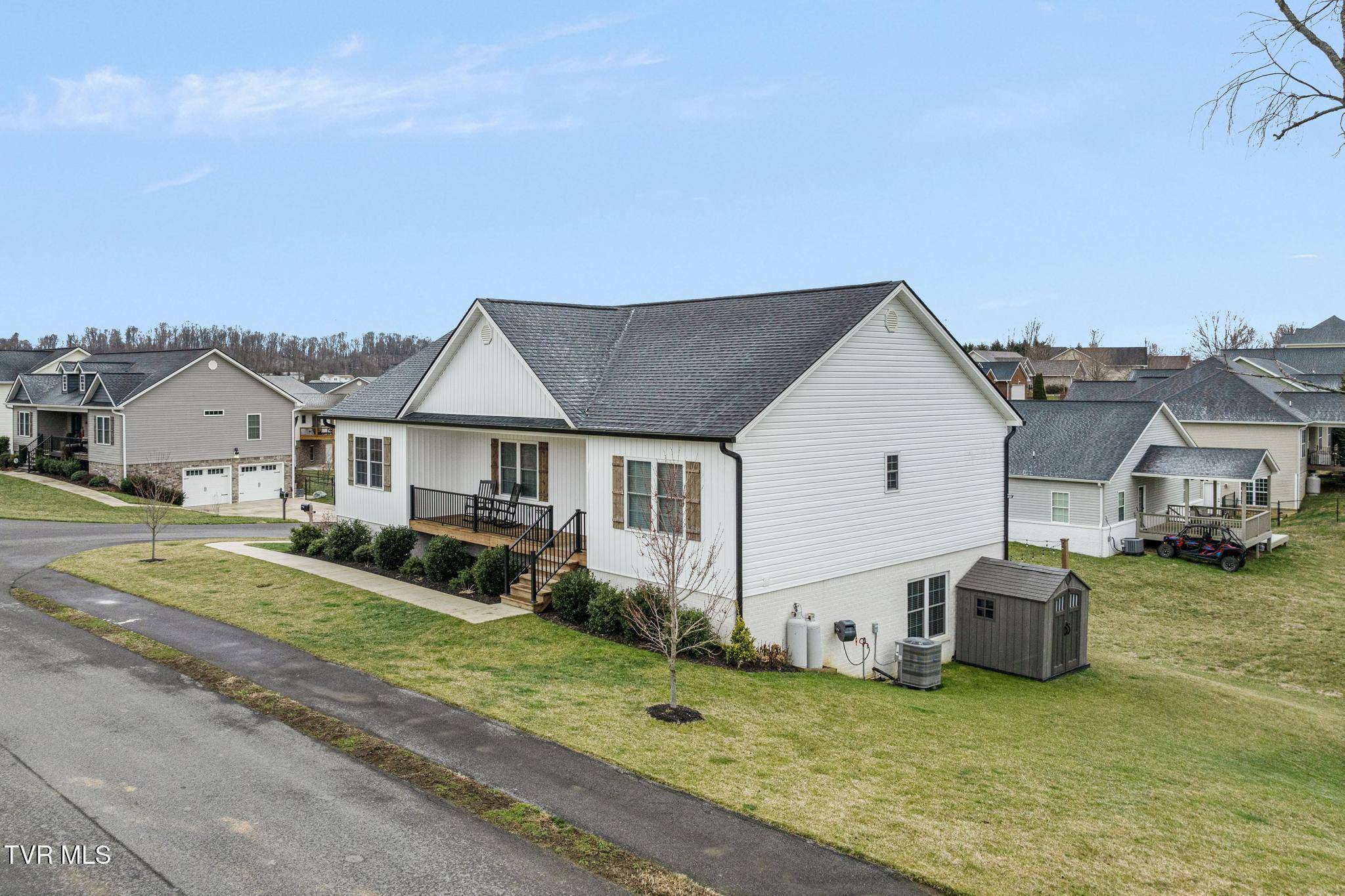 Jonesborough, TN 37659,611 Sweetgrass LN