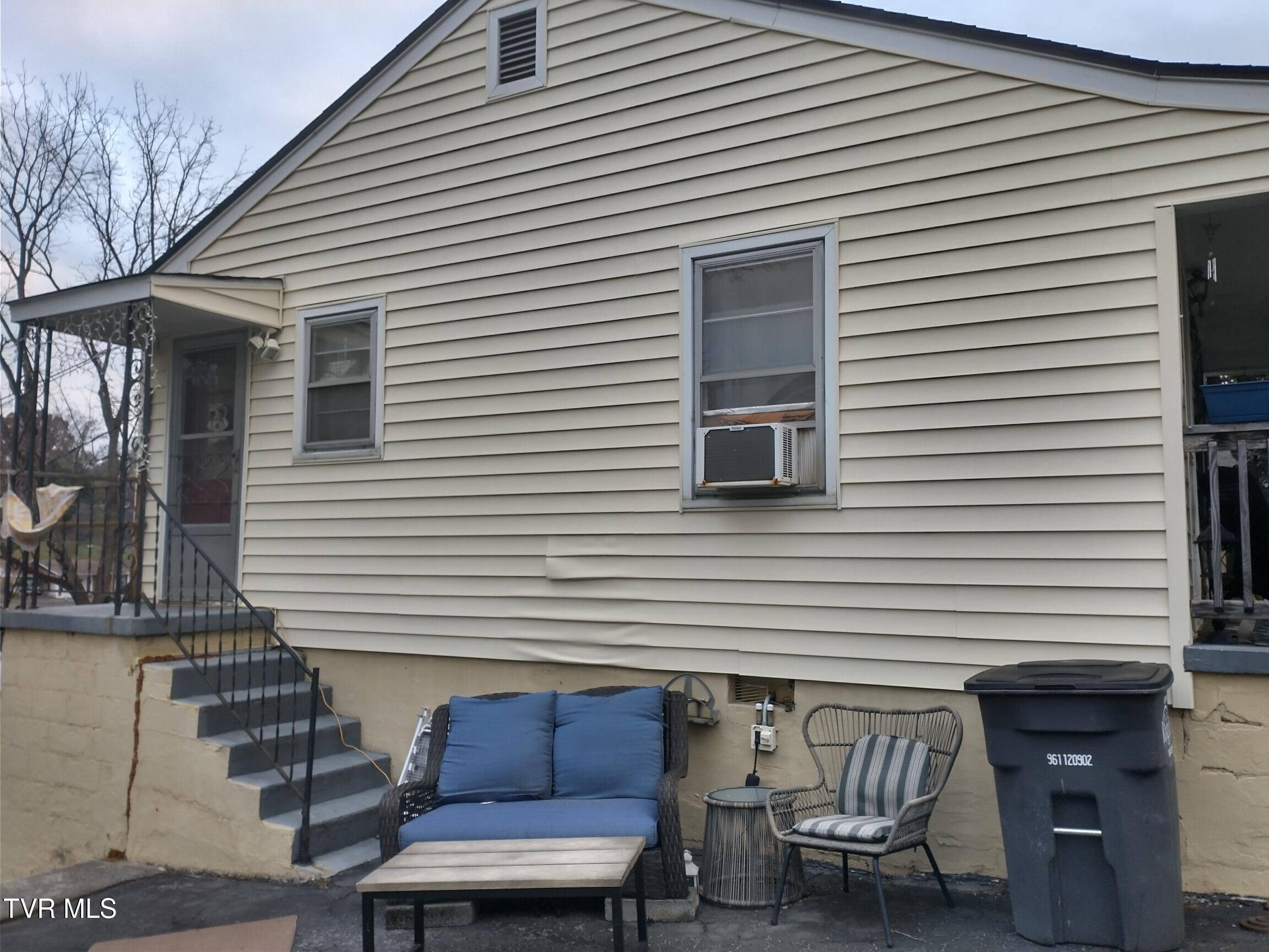 Kingsport, TN 37660,2020 Holly ST