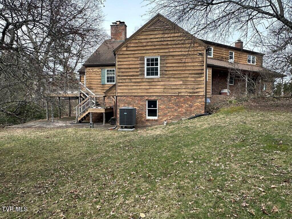 Cedar Bluff, VA 24609,279 Alfalfa FLD