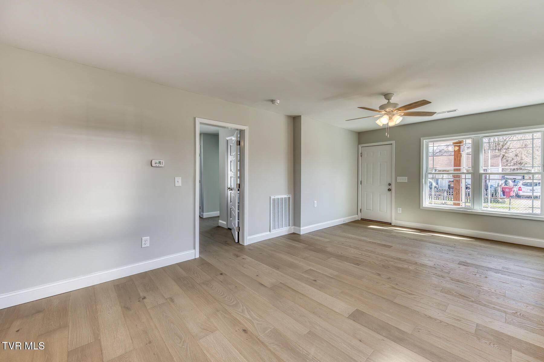 Johnson City, TN 37601,605 Cranberry ST