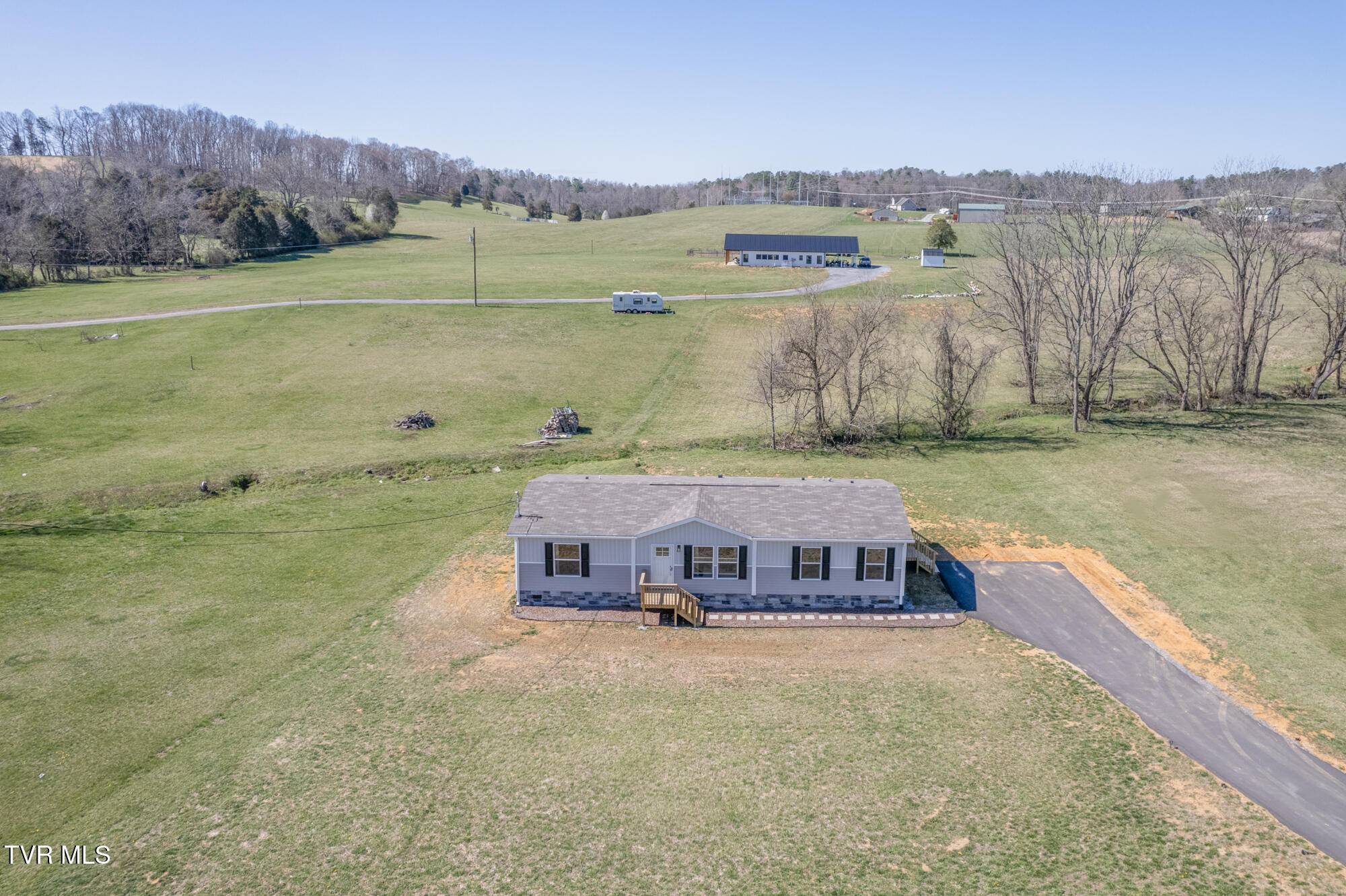 Bluff City, TN 37618,4508 Weaver PIKE