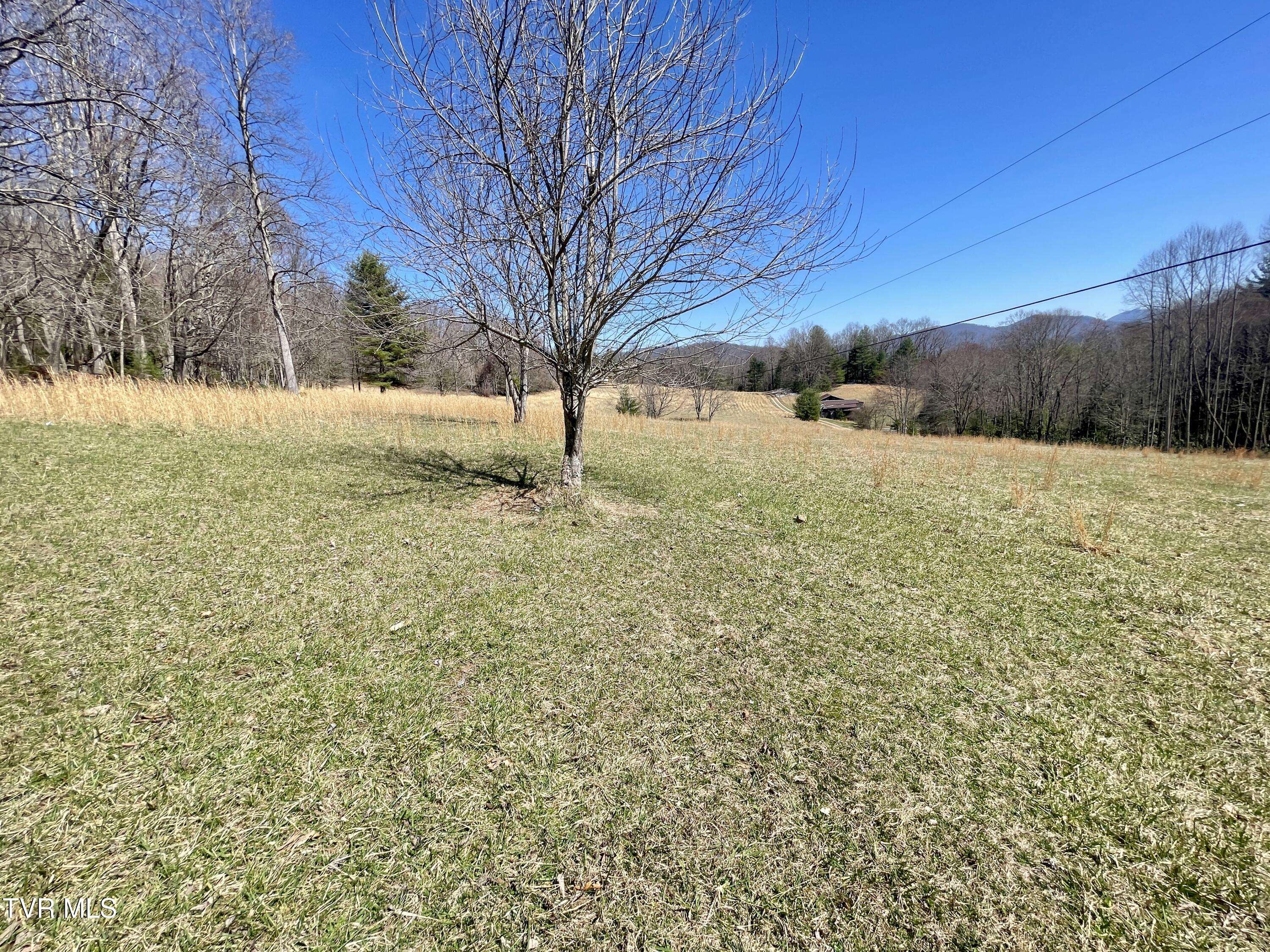 Mountain City, TN 37683,900 Crowder RD