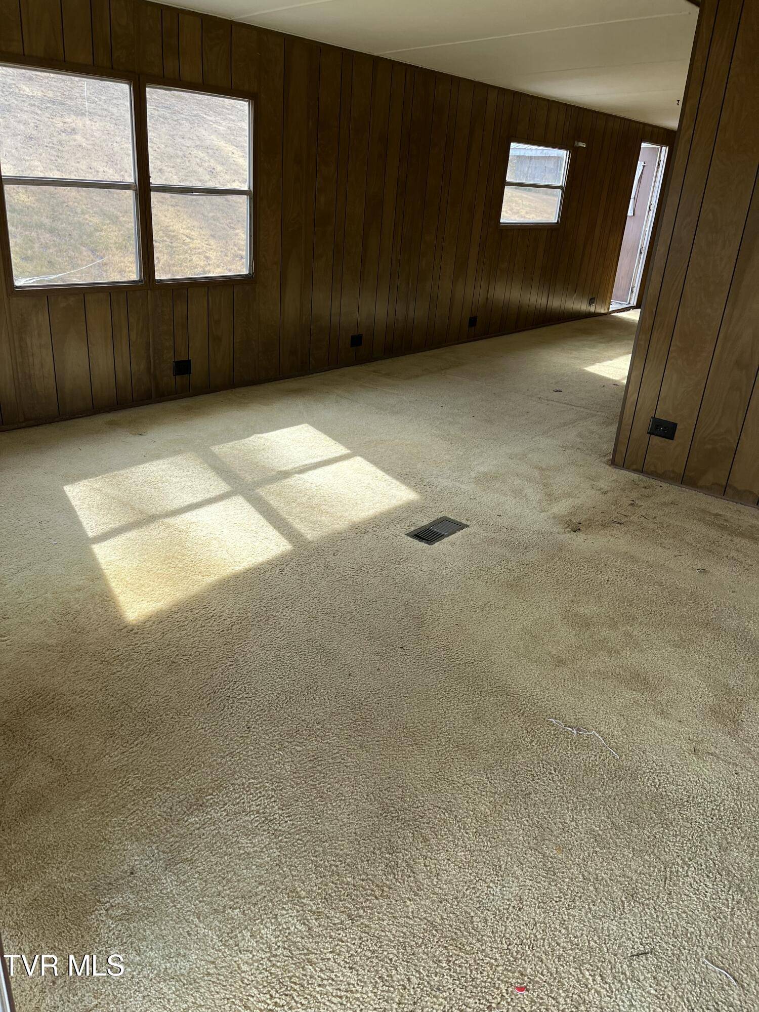 Erwin, TN 37650,108 Crosswhite LN