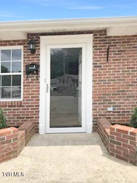 Elizabethton, TN 37643,328 Cedar AVE #B