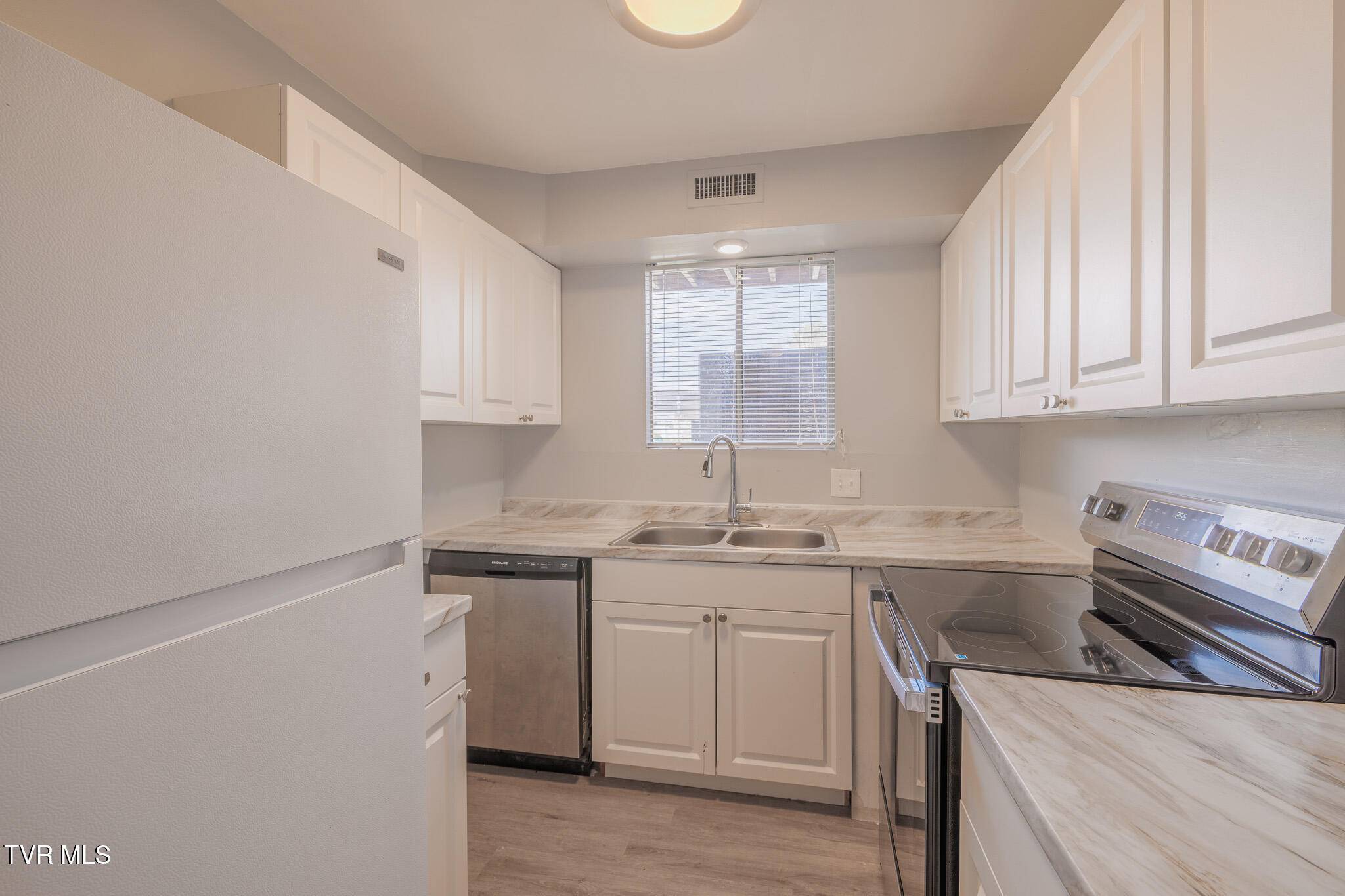 Bristol, VA 24201,1145 Carriage CIR #104