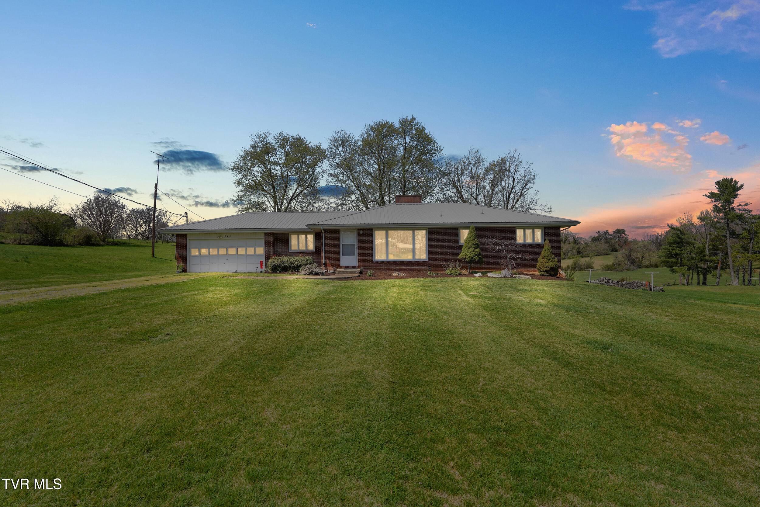 Jonesborough, TN 37659,624 Matson RD