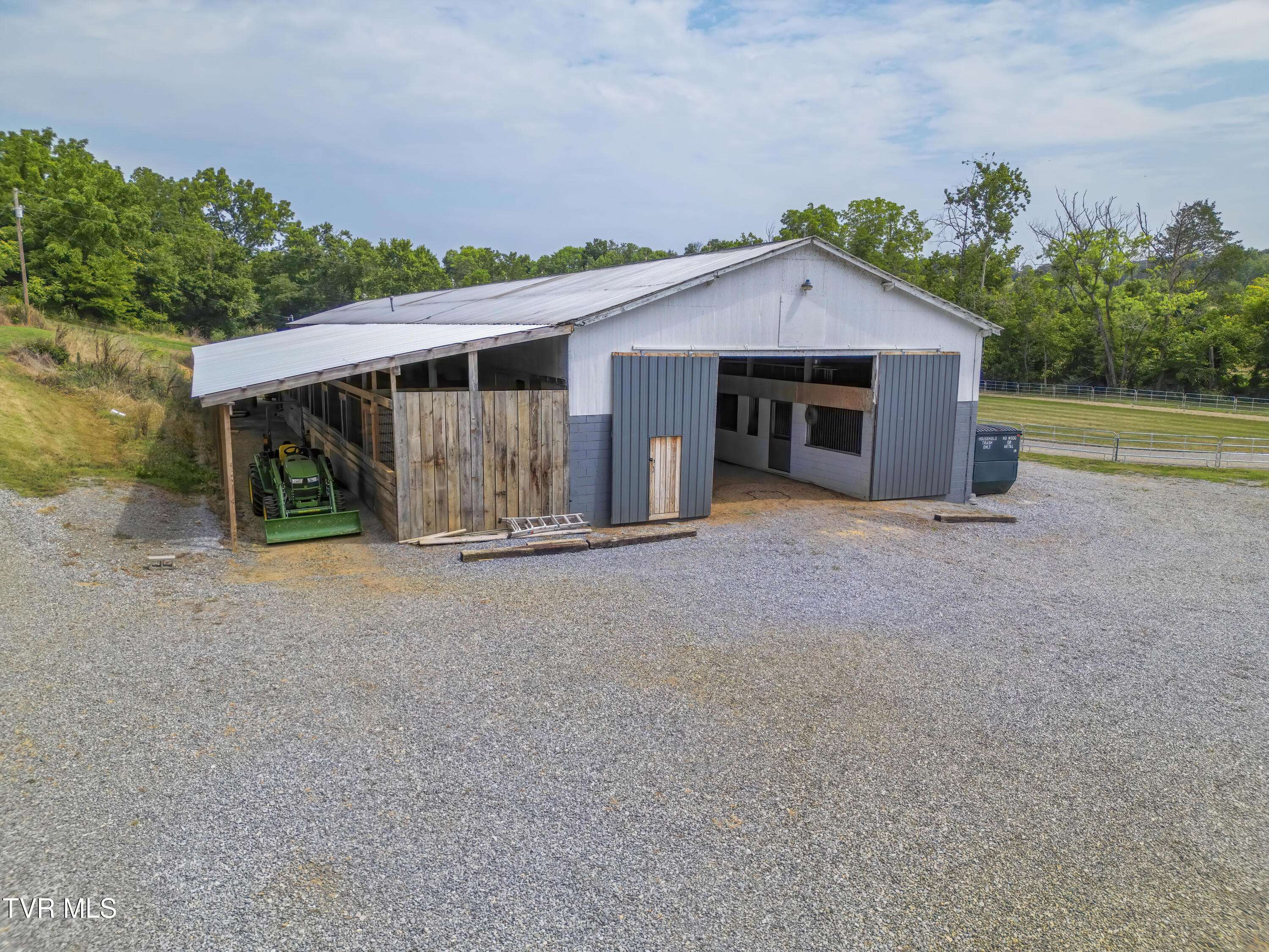 Greeneville, TN 37743,90 Darnell RD