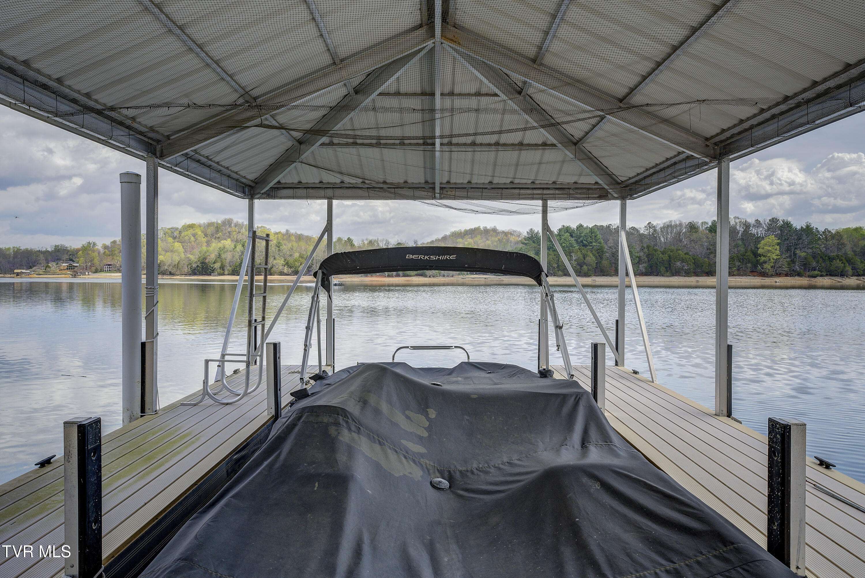 Johnson City, TN 37615,149 Lake Harbor DR