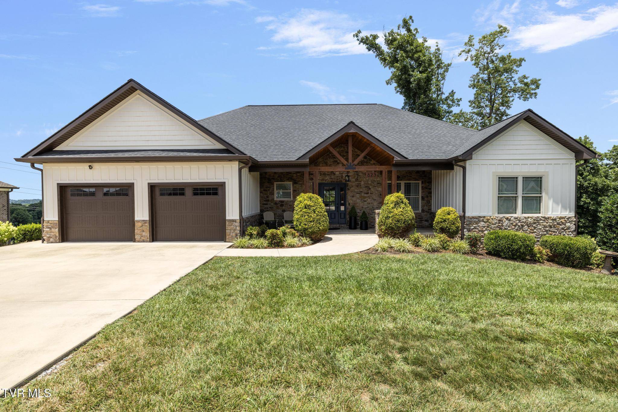 Johnson City, TN 37615,823 Hales Chapel RD