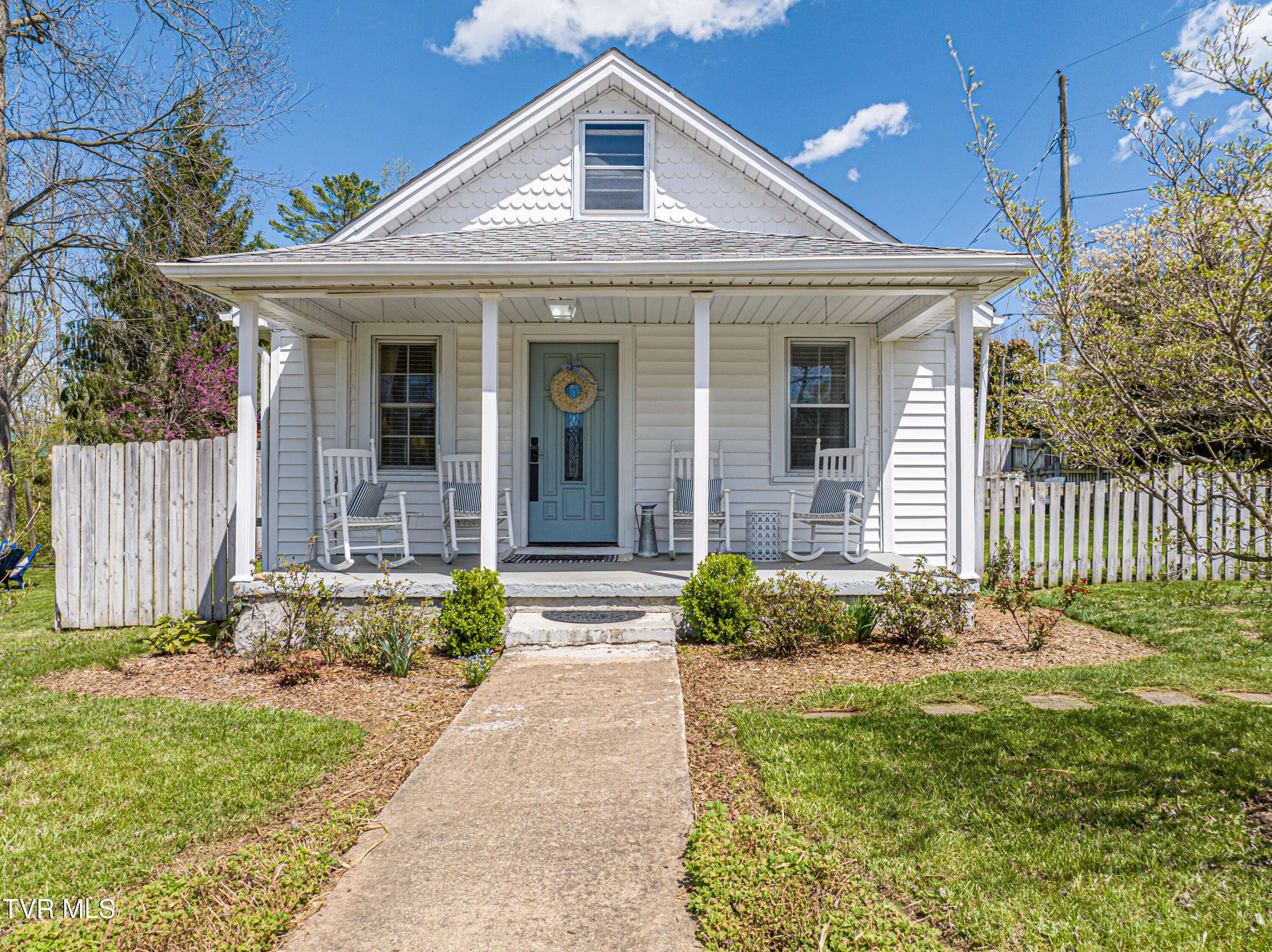 Abingdon, VA 24210,313 Tanner ST