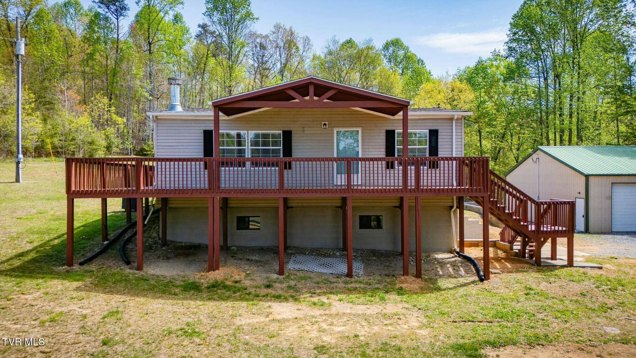 Church Hill, TN 37642,363 Barrett LN