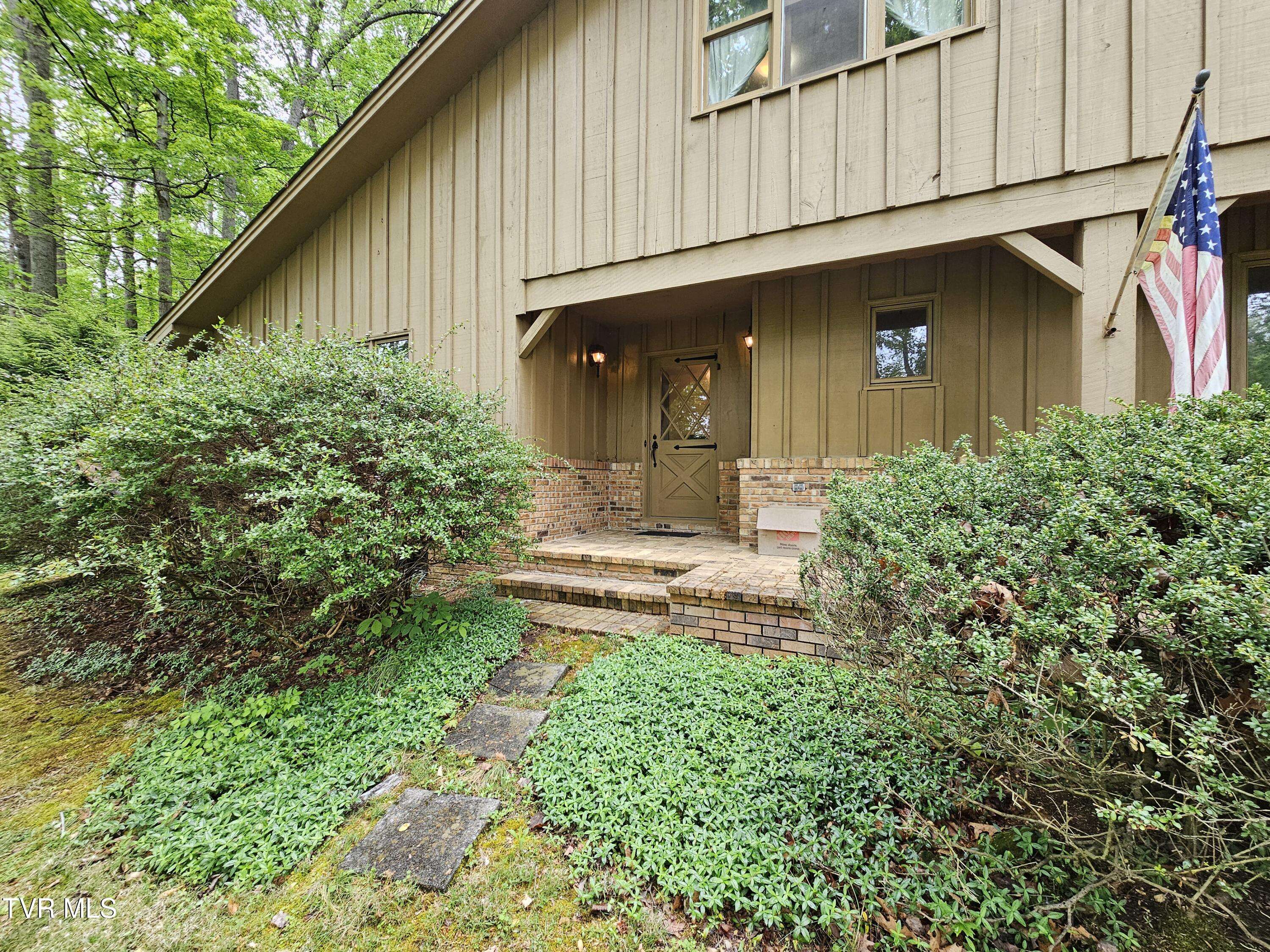 Johnson City, TN 37604,10 Tallapoosa RD