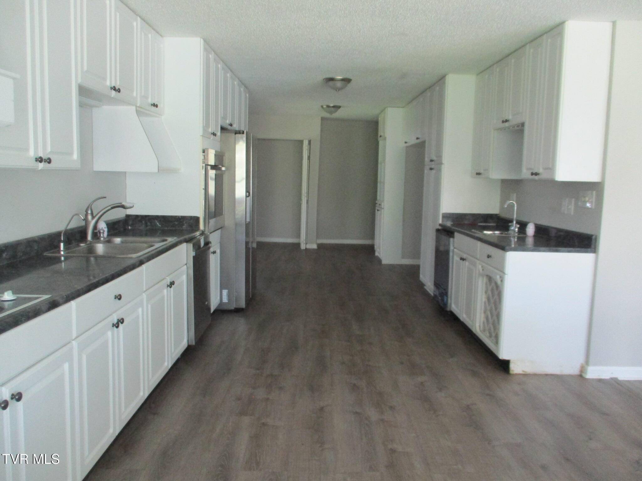 Bristol, TN 37620,1209 Golf ST