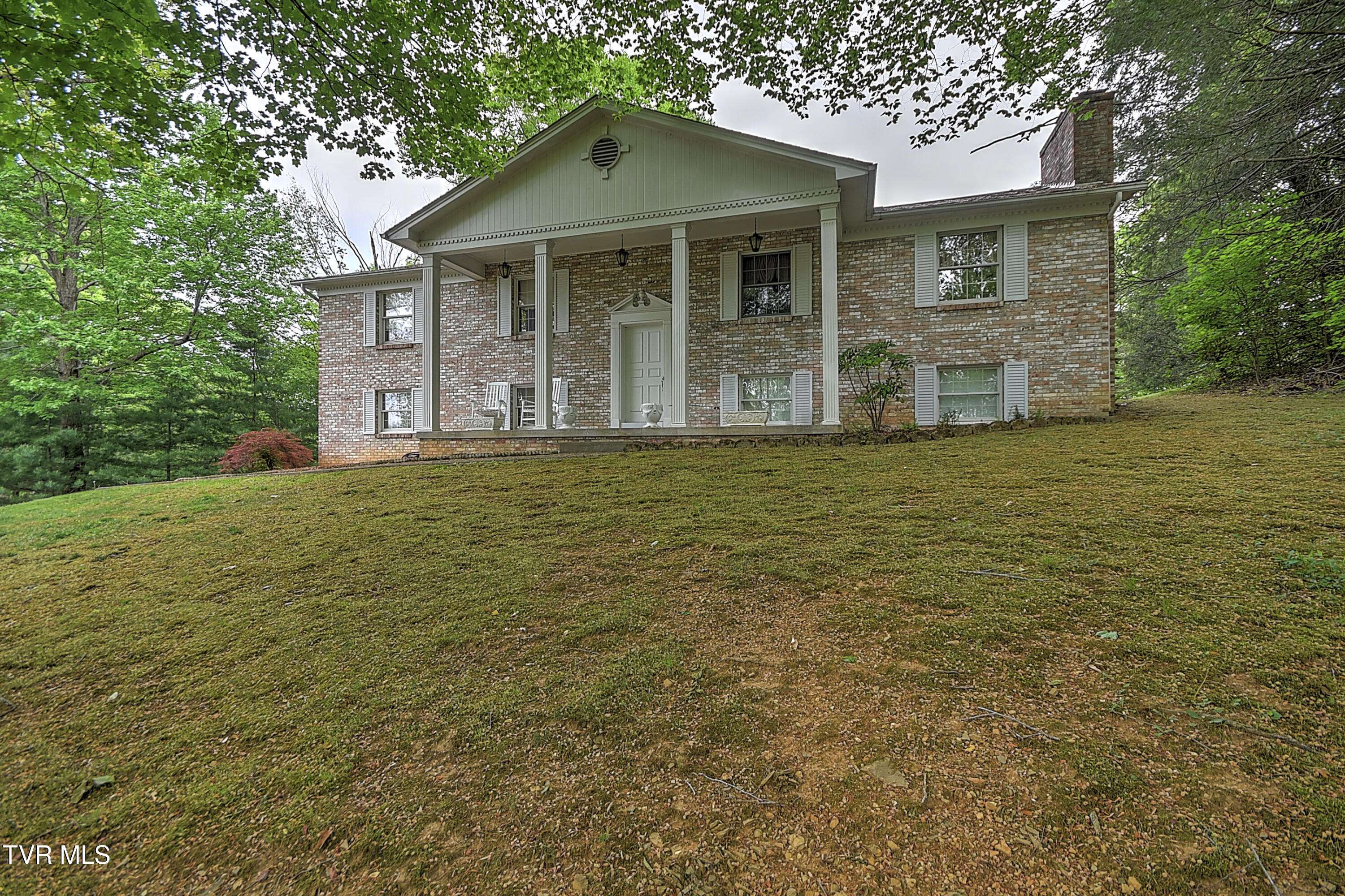 Kingsport, TN 37664,5401 Kiowa ST