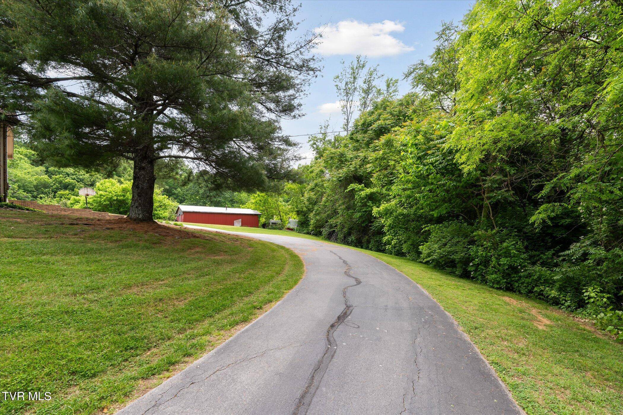 Morristown, TN 37814,3263 Cherokee DR