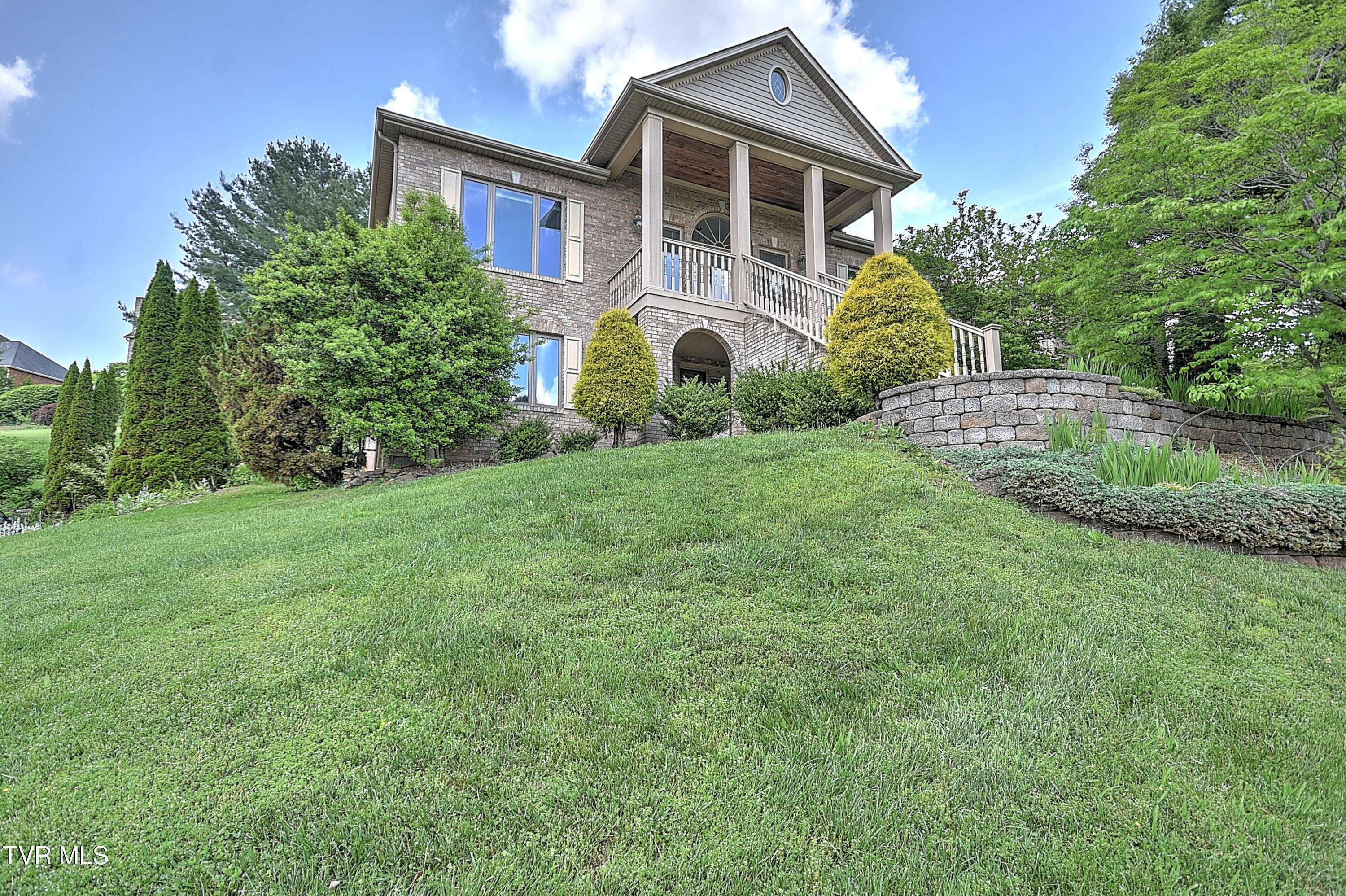 Johnson City, TN 37604,2304 Granite DR
