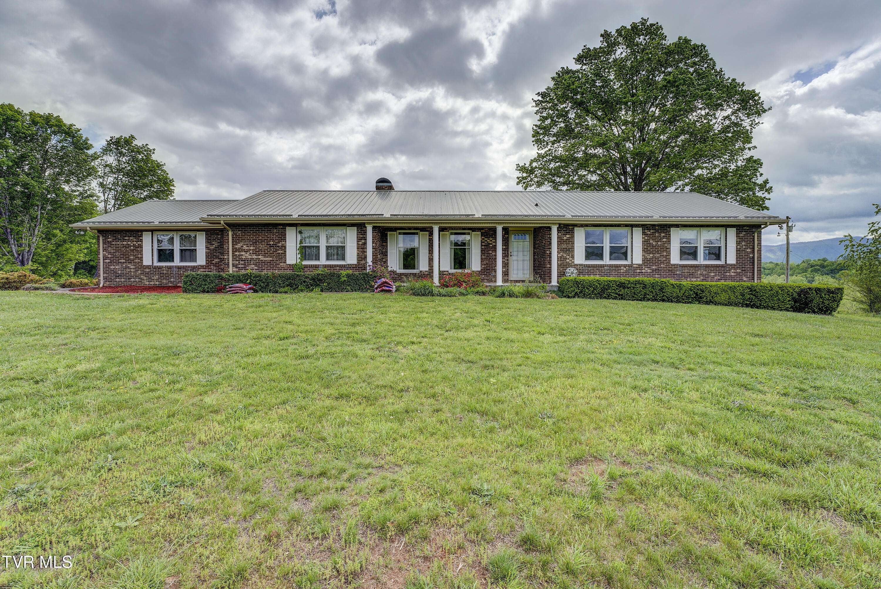 Bristol, TN 37620,319 Hickory Tree RD