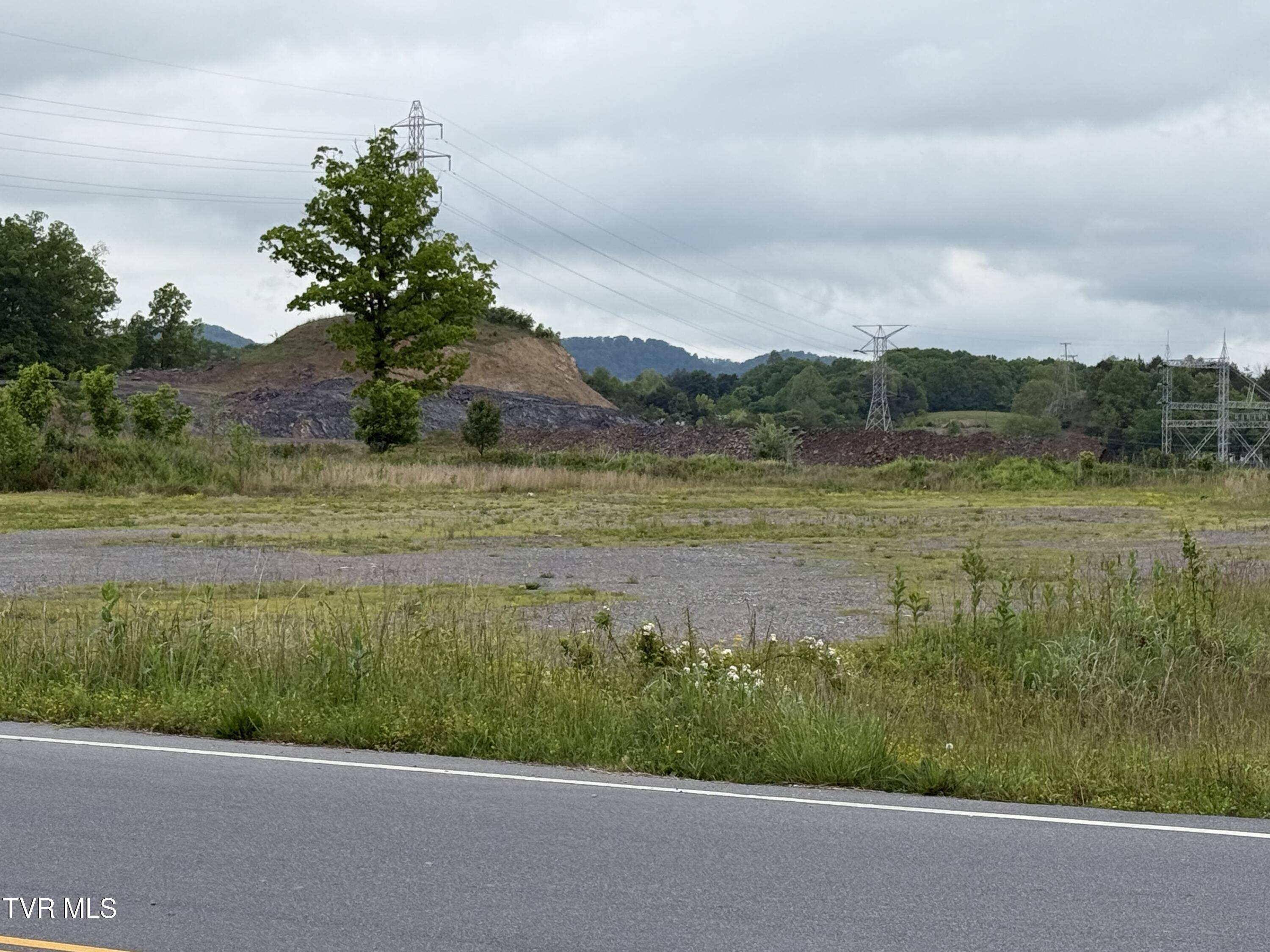 Kingsport, TN 37660,3130 Stone DR