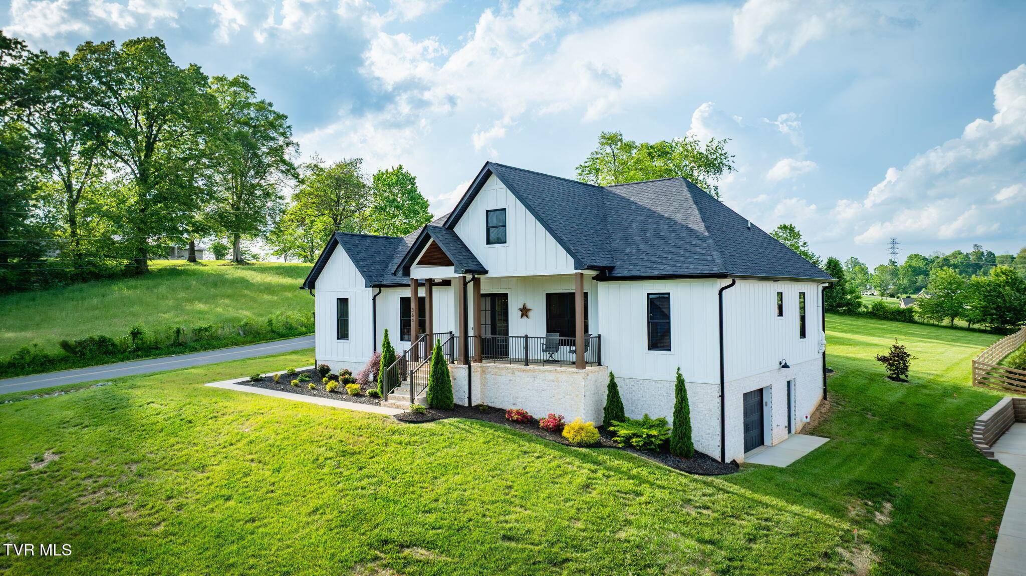 Jonesborough, TN 37659,368 Moore RD