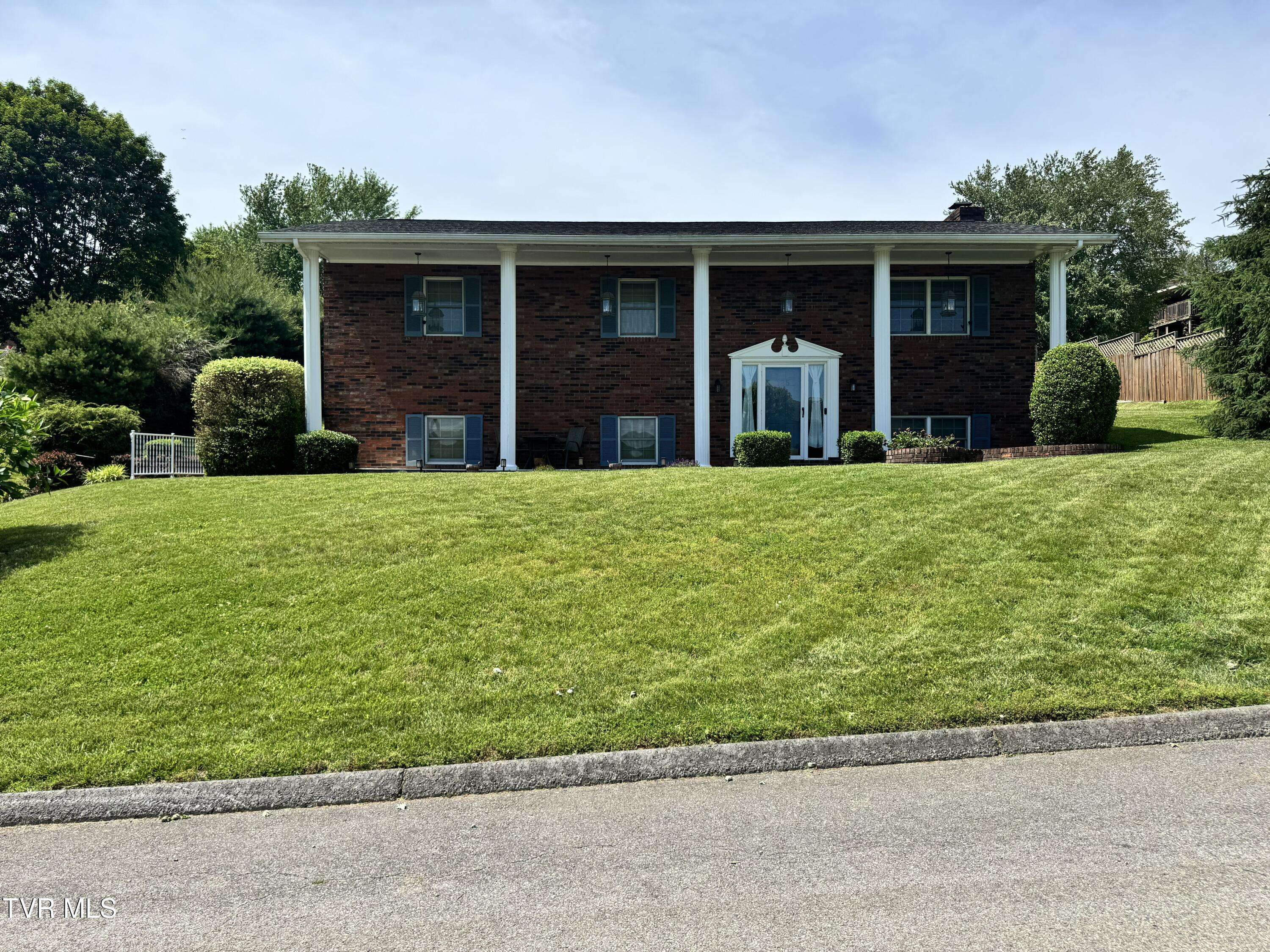 Bristol, TN 37620,125 Amhurst LN