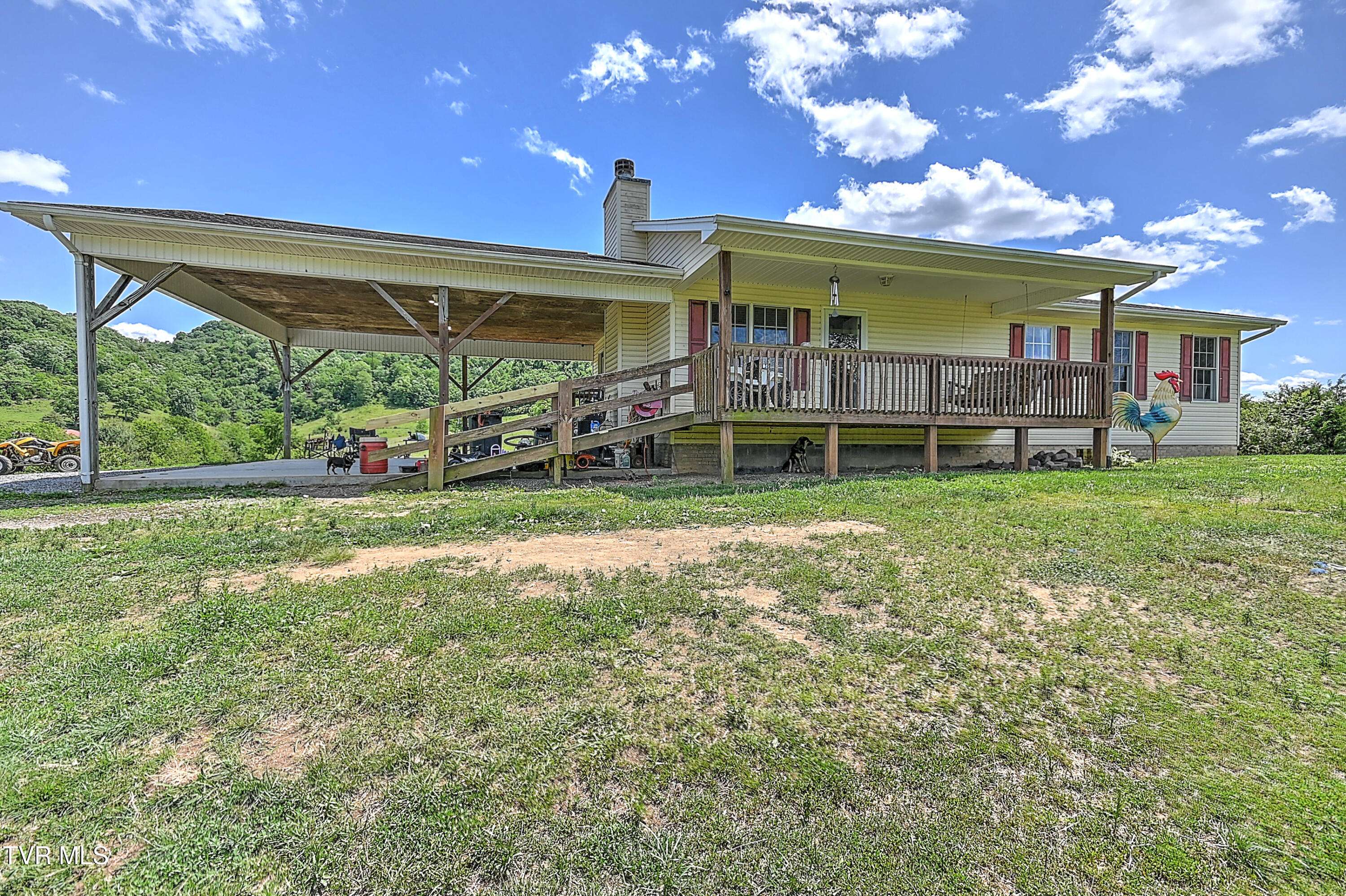 Surgoinsville, TN 37873,1992 Stanley Valley RD