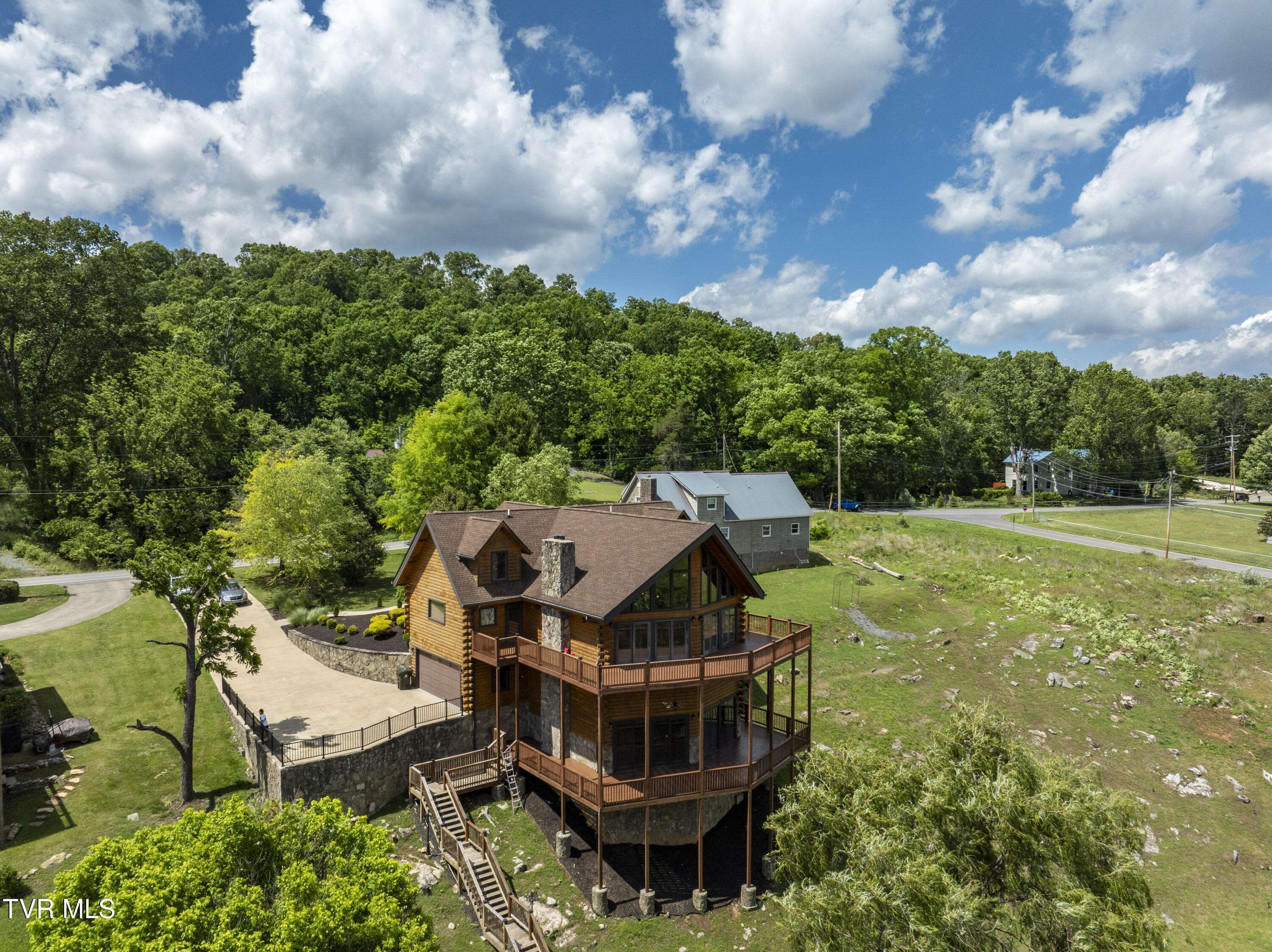 Johnson City, TN 37615,455 Boring Chapel RD
