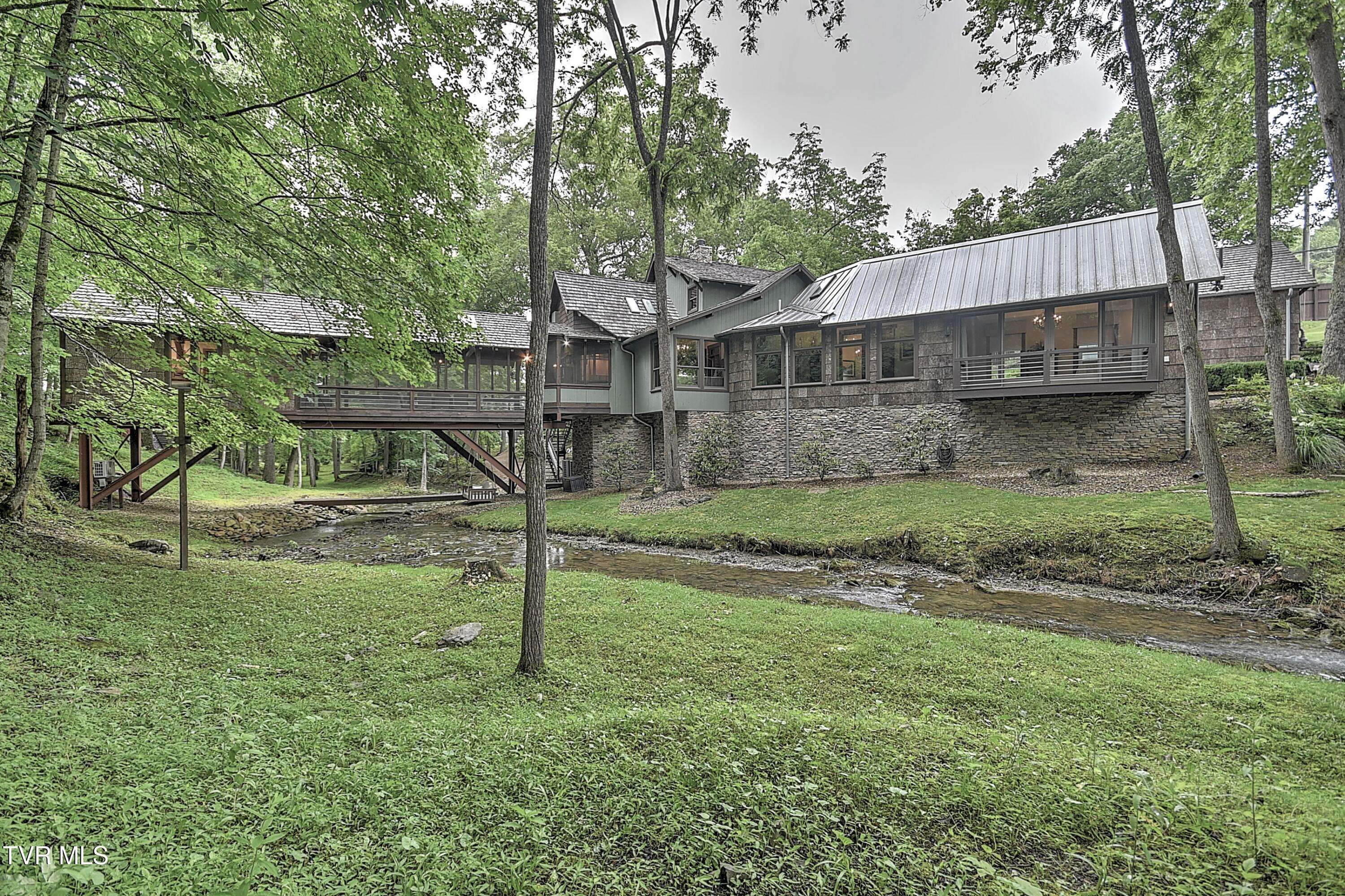 Bluff City, TN 37618,435 Whitehead RD
