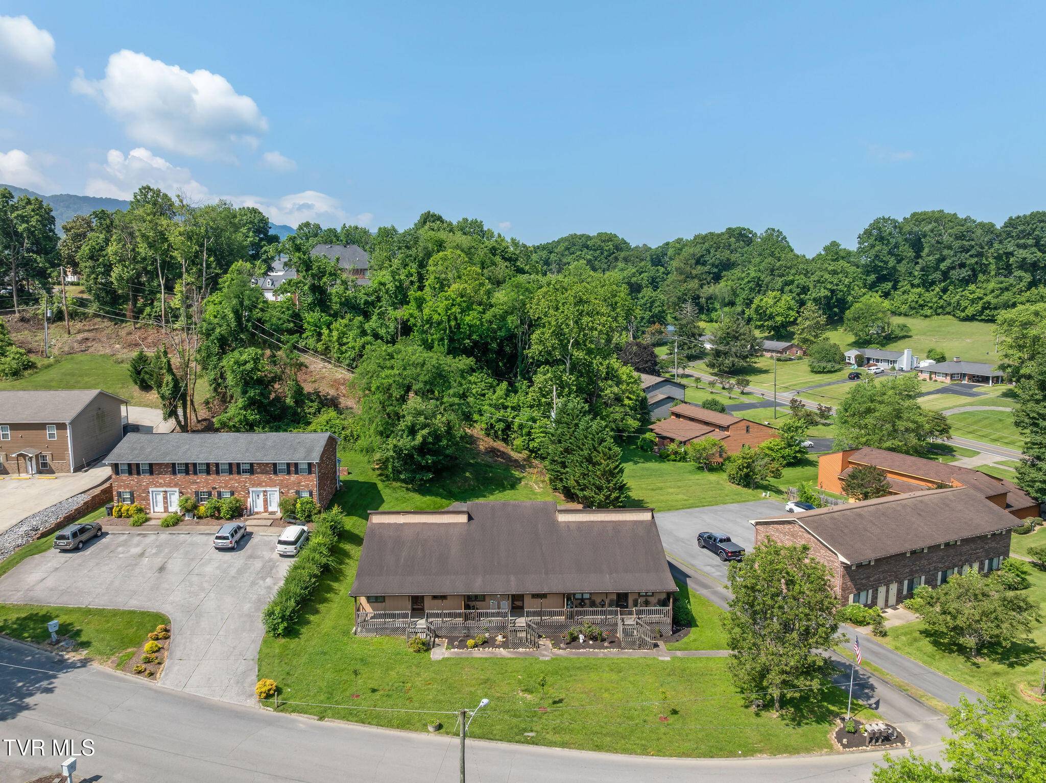 Kingsport, TN 37660,408 Eastley CT #3