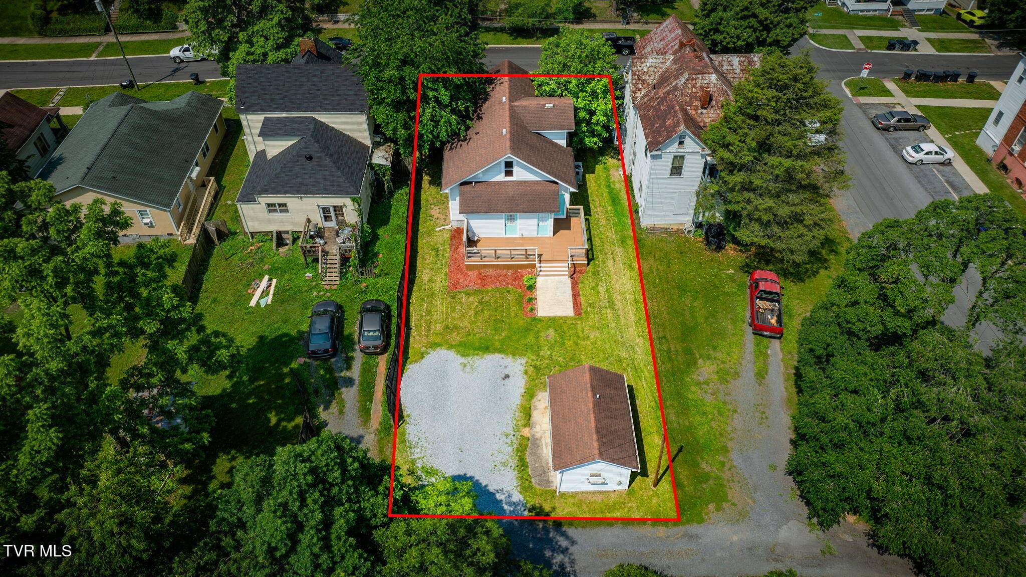 Bristol, TN 37620,905 Kentucky AVE