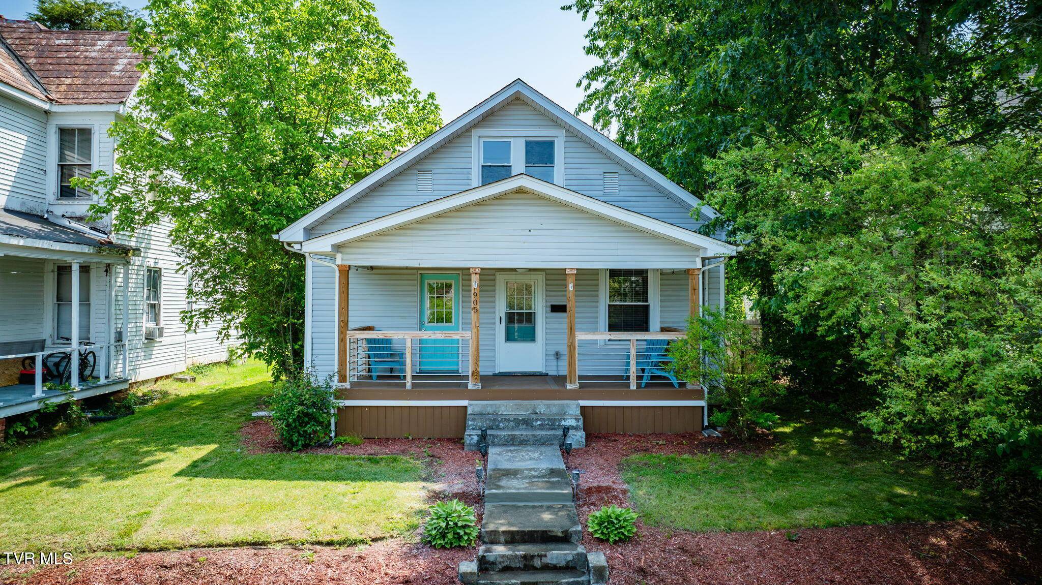 Bristol, TN 37620,905 Kentucky AVE