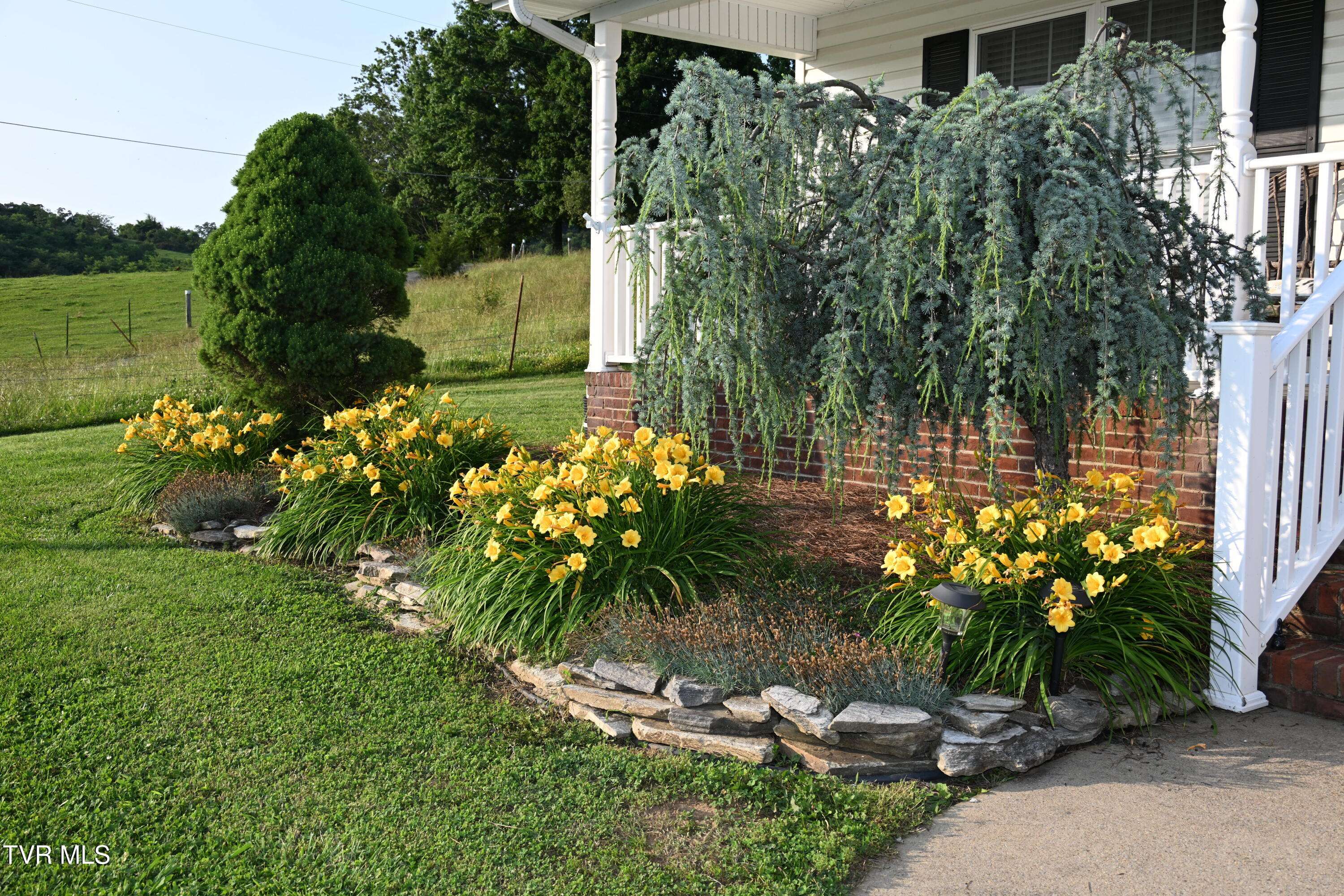 Greeneville, TN 37743,1430 Debusk RD
