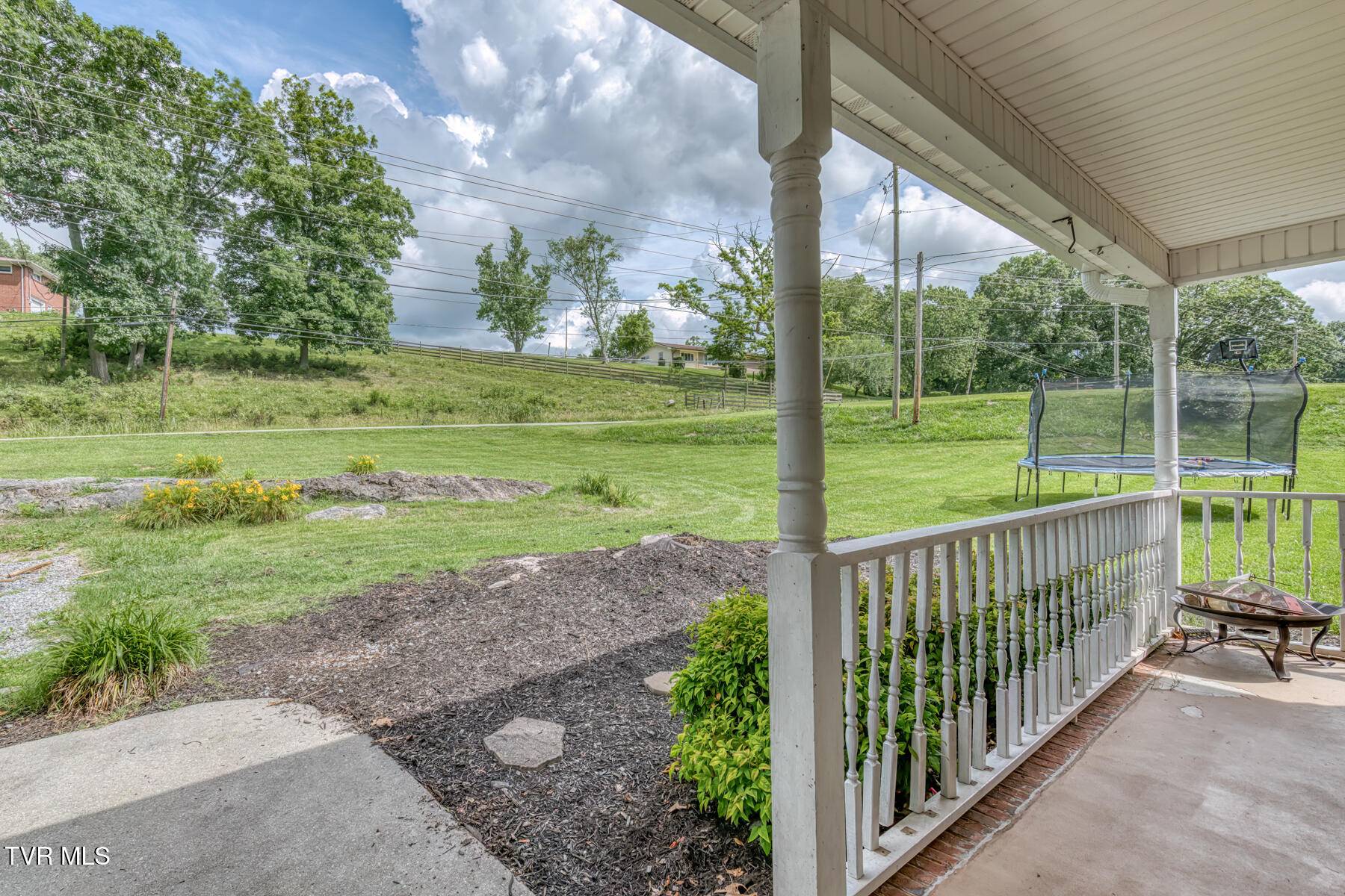 Jonesborough, TN 37659,391 Gray Sta-Sul Springs RD
