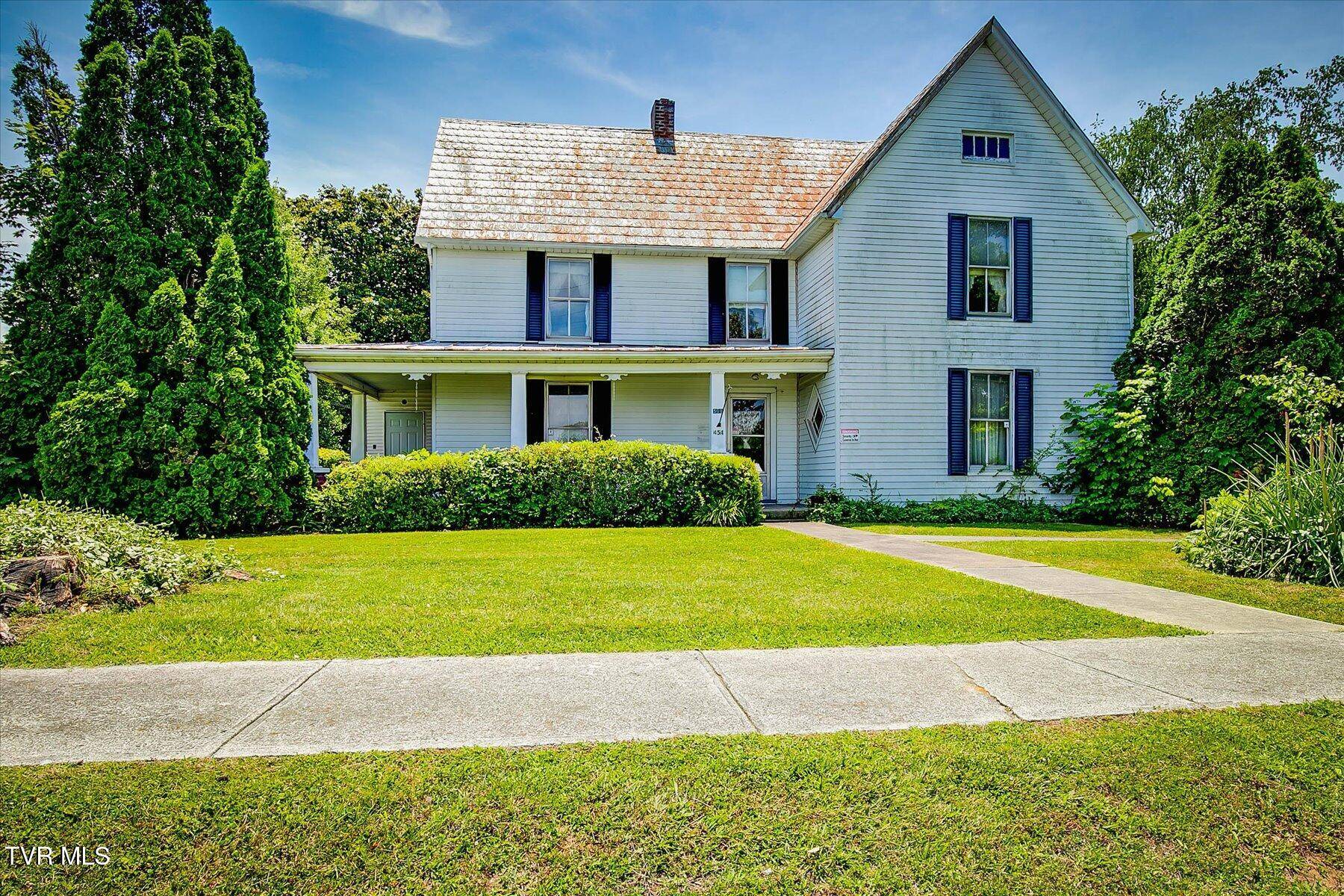 Bluff City, TN 37618,454 Cedar ST