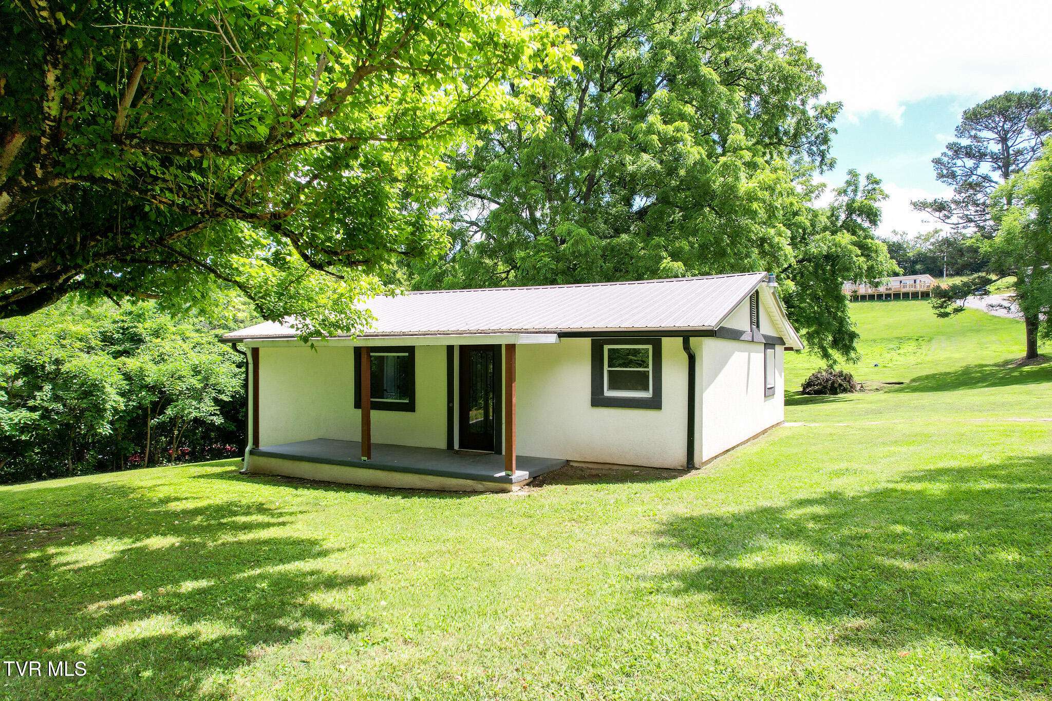 Midway, TN 37809,265 Hightop RD
