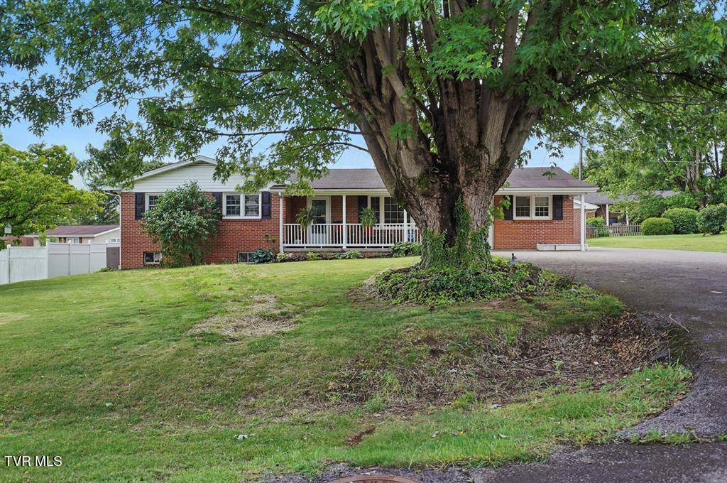 Lebanon, VA 24266,51 Major ST